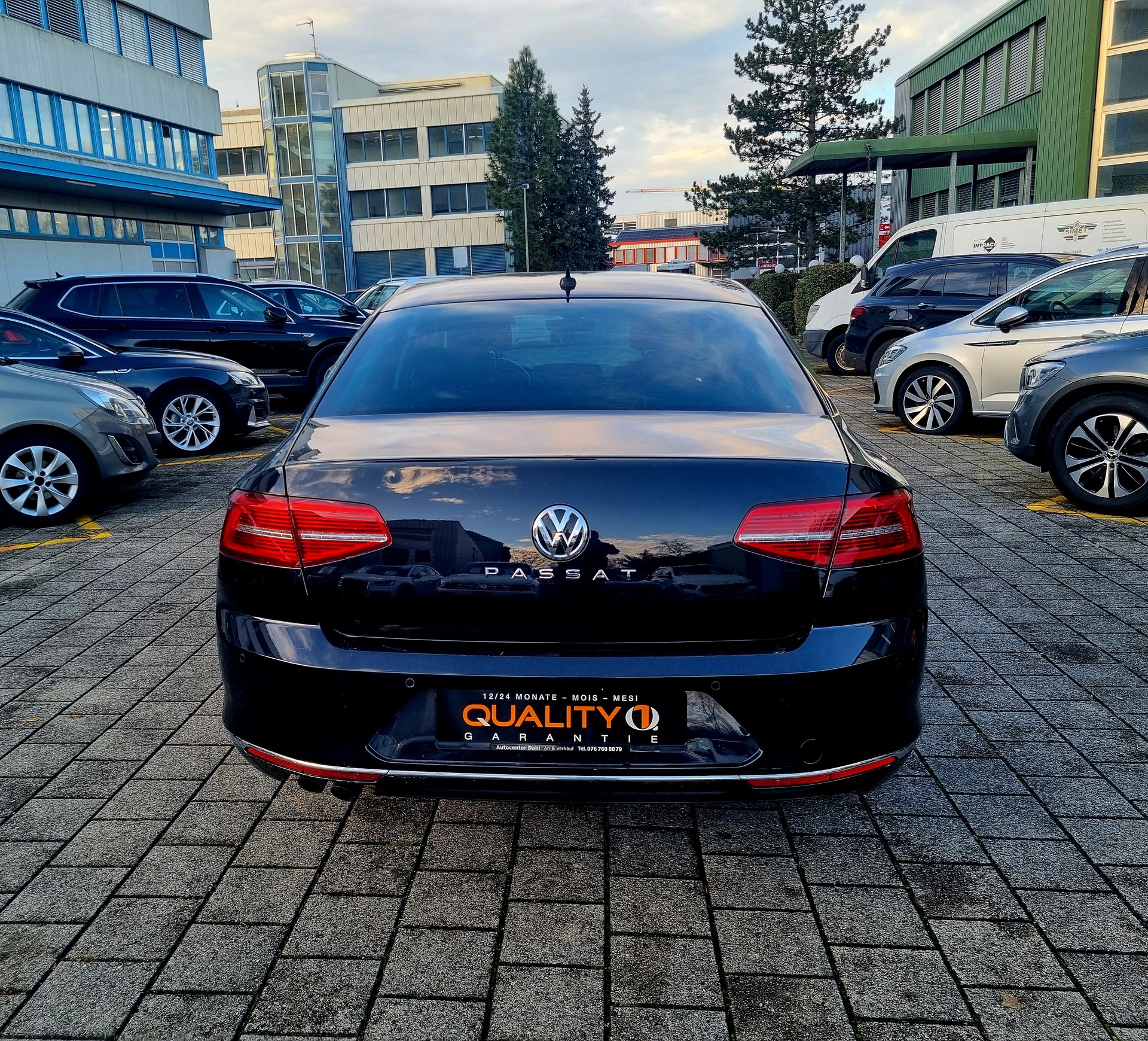 VW Passat 2.0 TDI R-Line DSG 190 PS Limousine-image-3