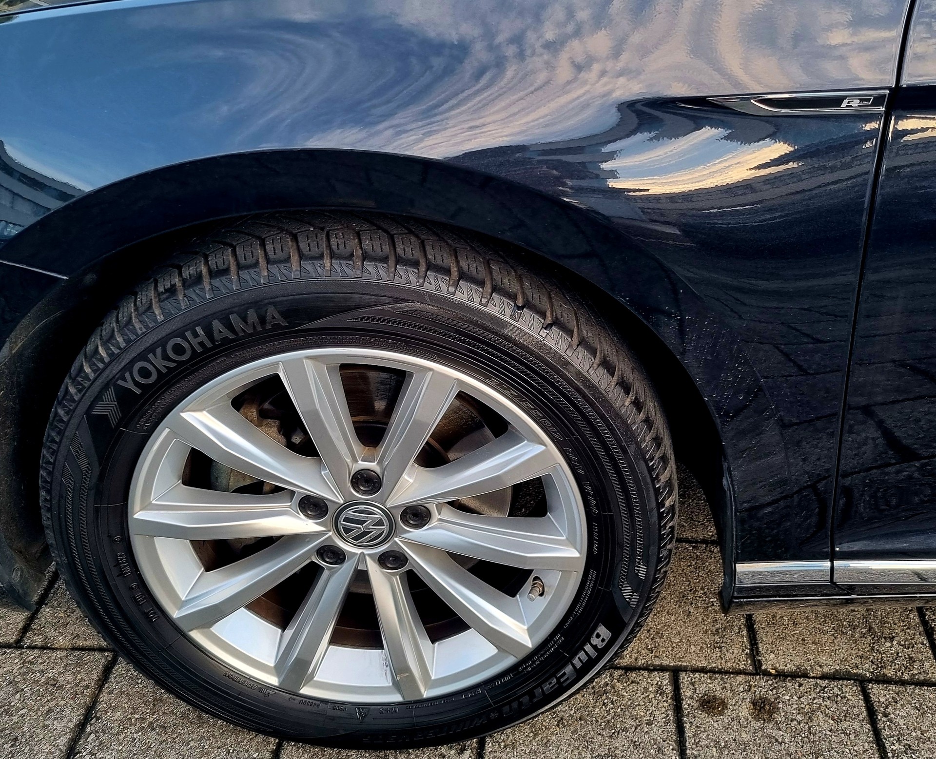 VW Passat 2.0 TDI R-Line DSG 190 PS Limousine-image-7