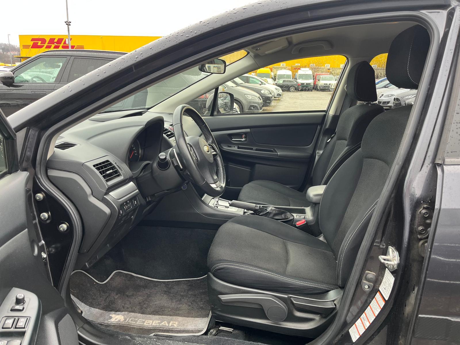 SUBARU XV 2.0i Swiss Two-image-7