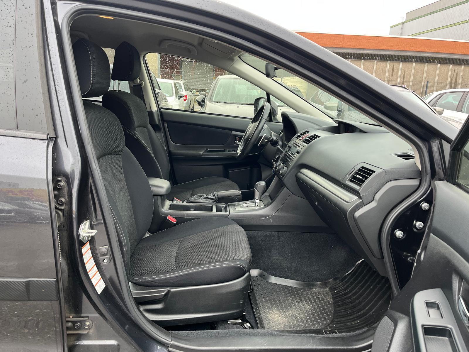 SUBARU XV 2.0i Swiss Two-image-9