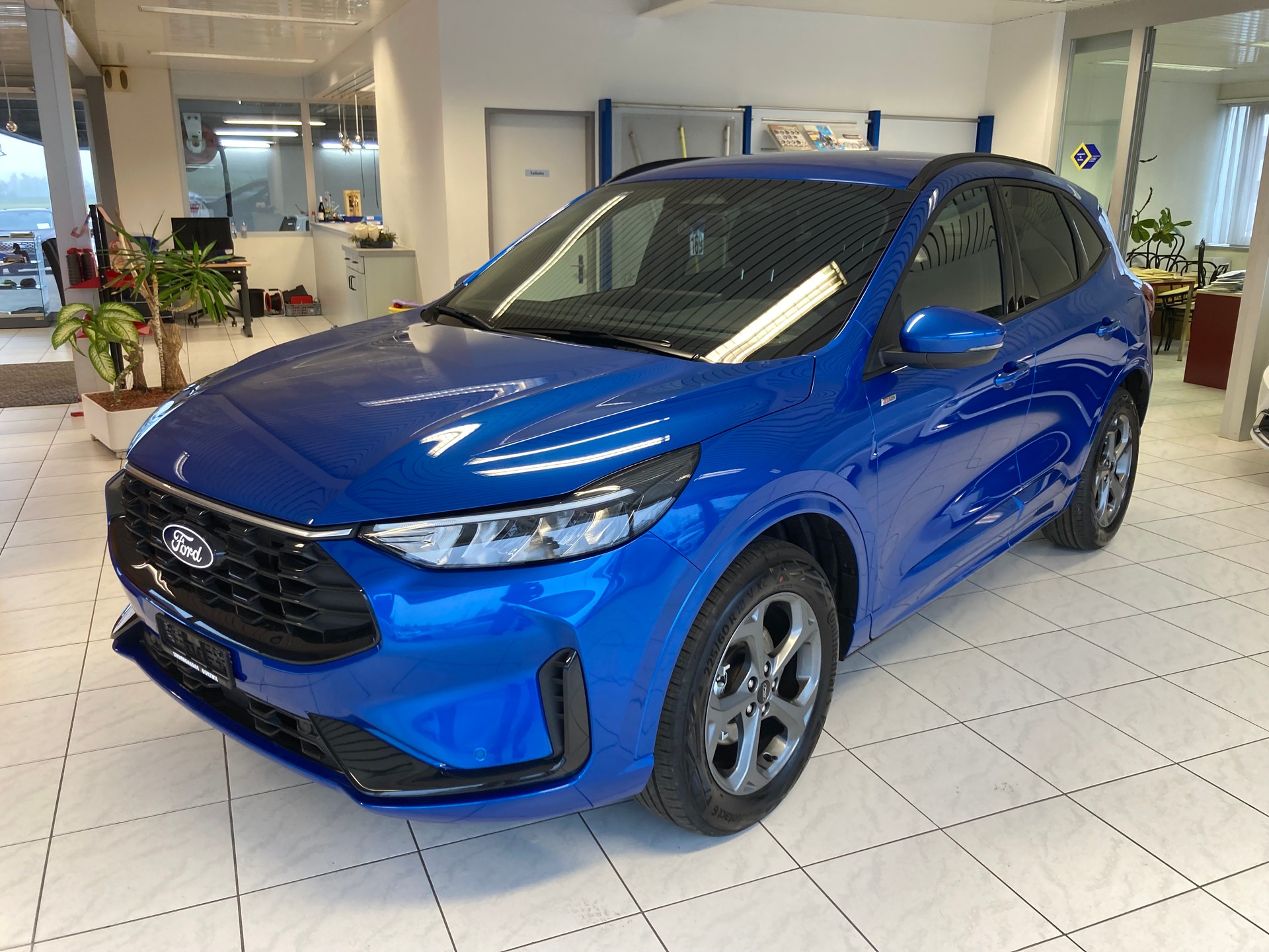 FORD Kuga 2.5 FHEV ST-Line 4WD-image-0