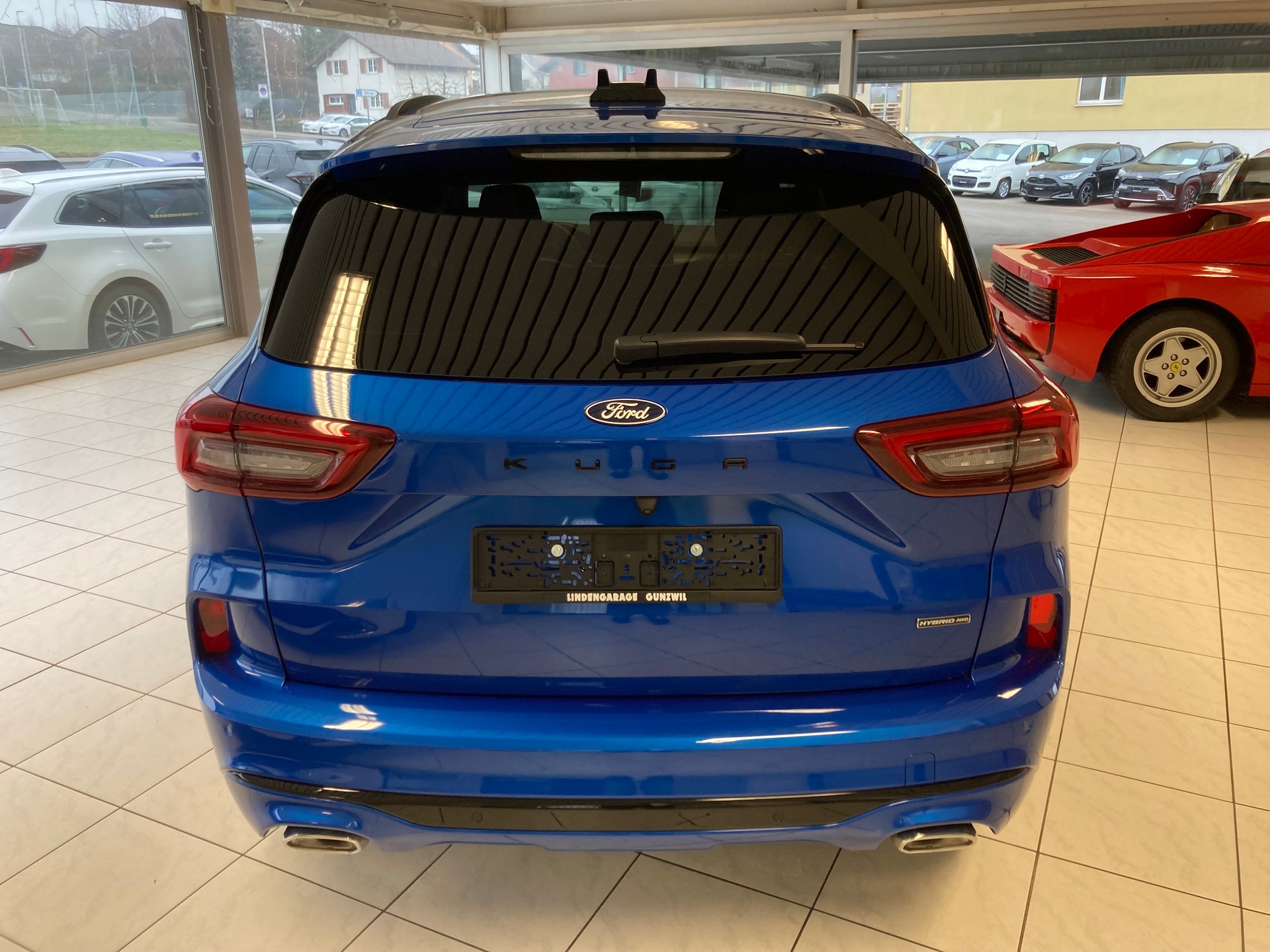 FORD Kuga 2.5 FHEV ST-Line 4WD-image-4