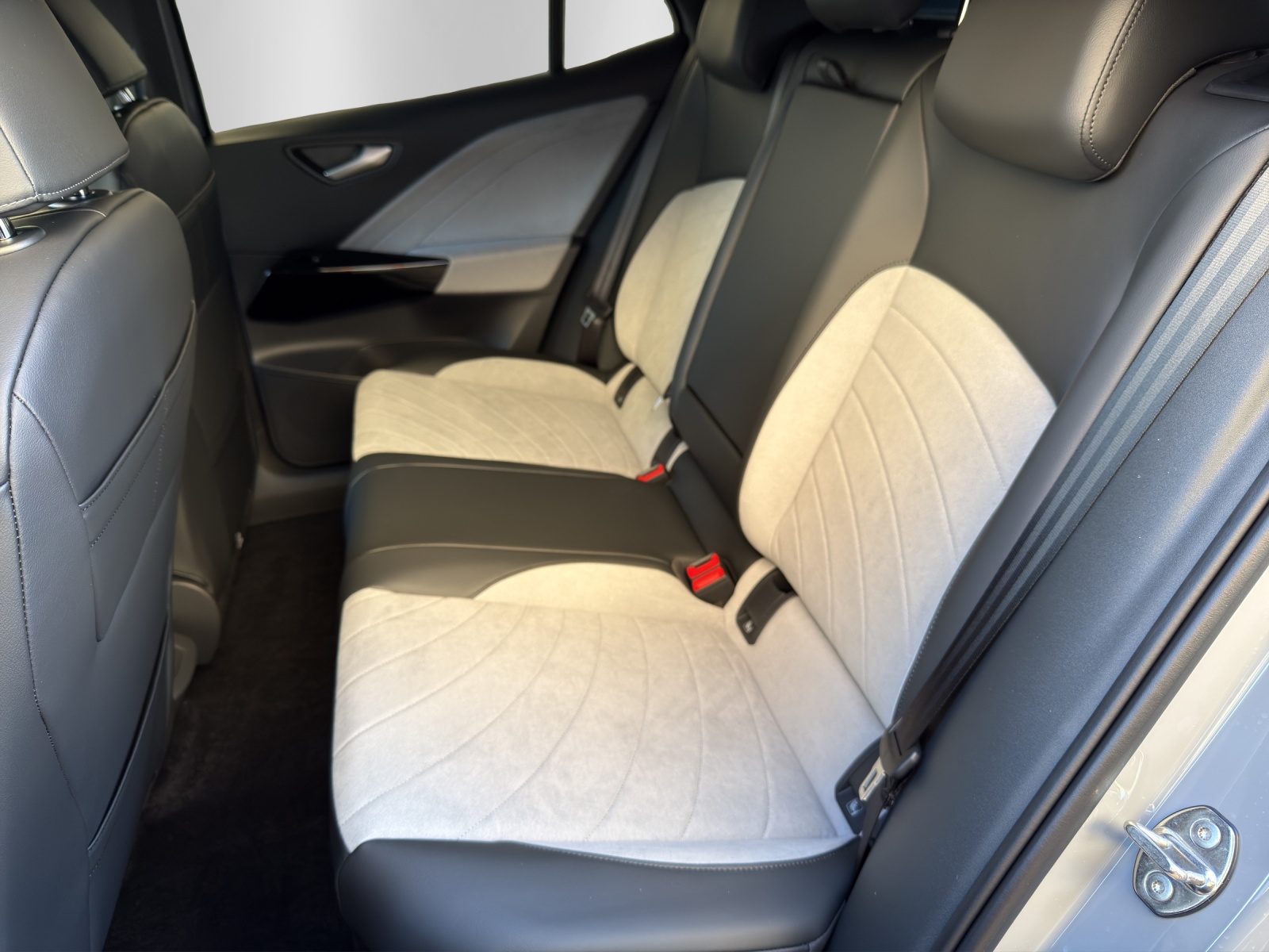 VW ID.3 Pro 59 kWh Pro United-image-10
