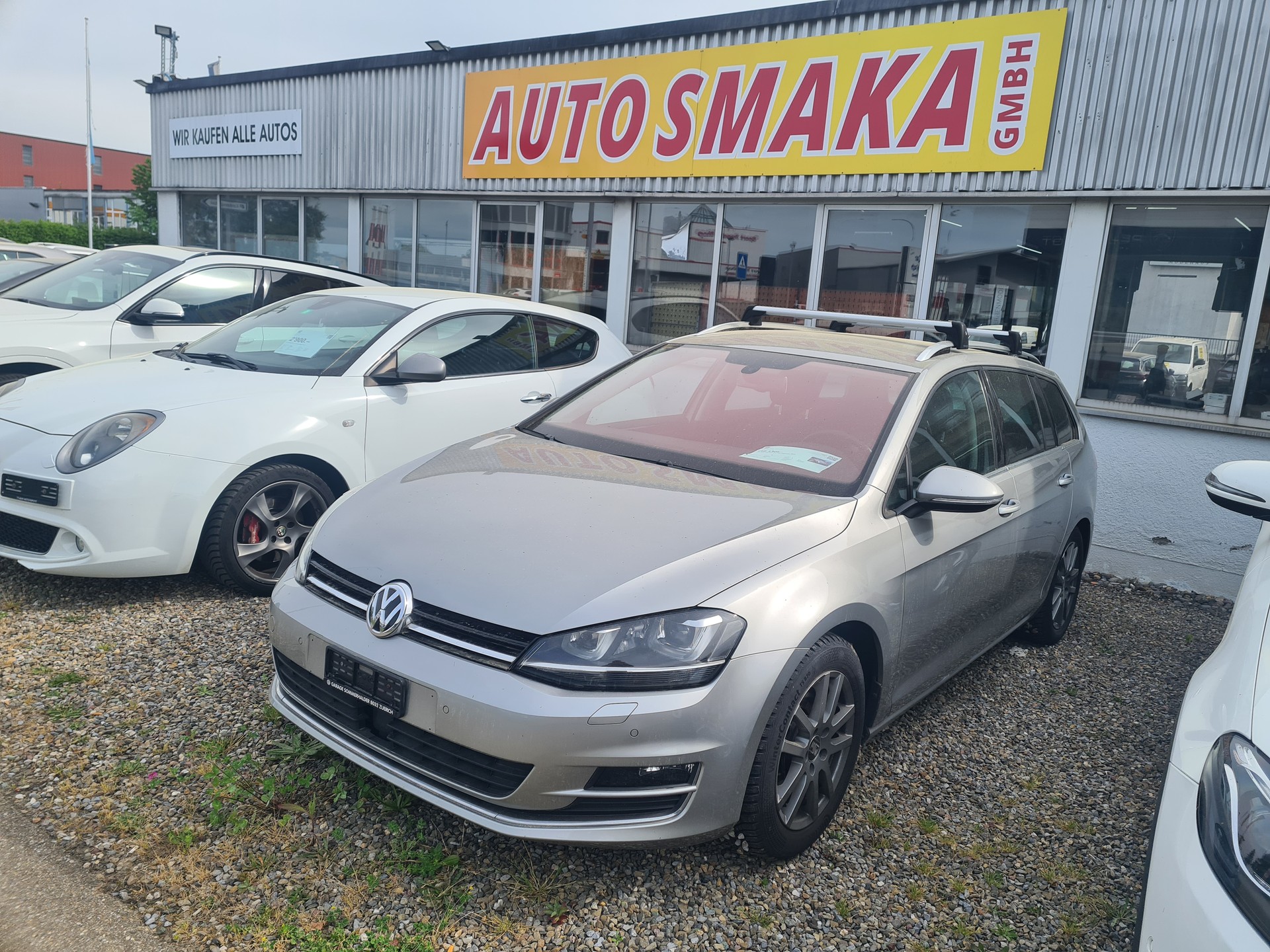VW Golf Variant 2.0 TDI Highline DSG-image-0
