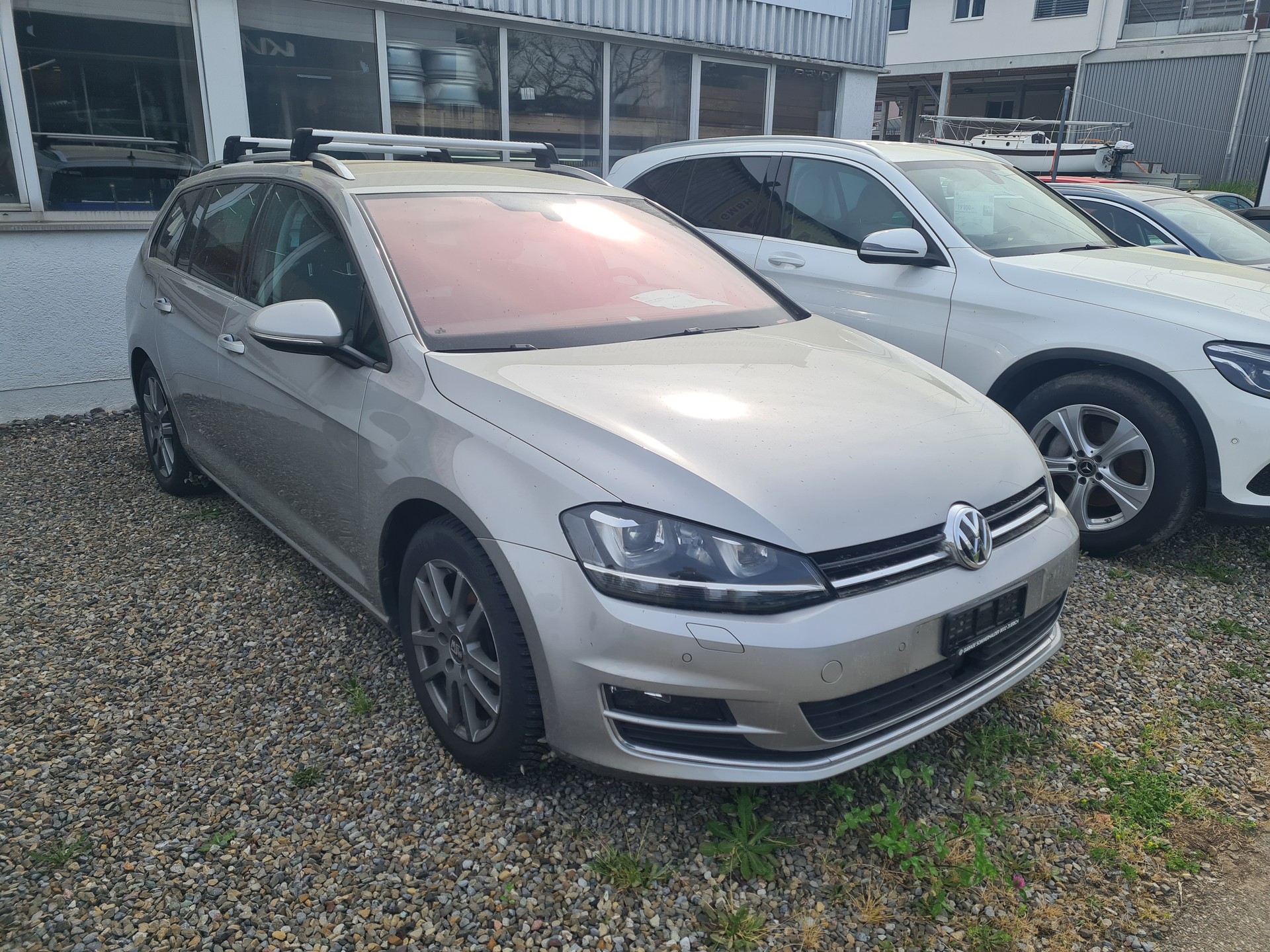 VW Golf Variant 2.0 TDI Highline DSG-image-1