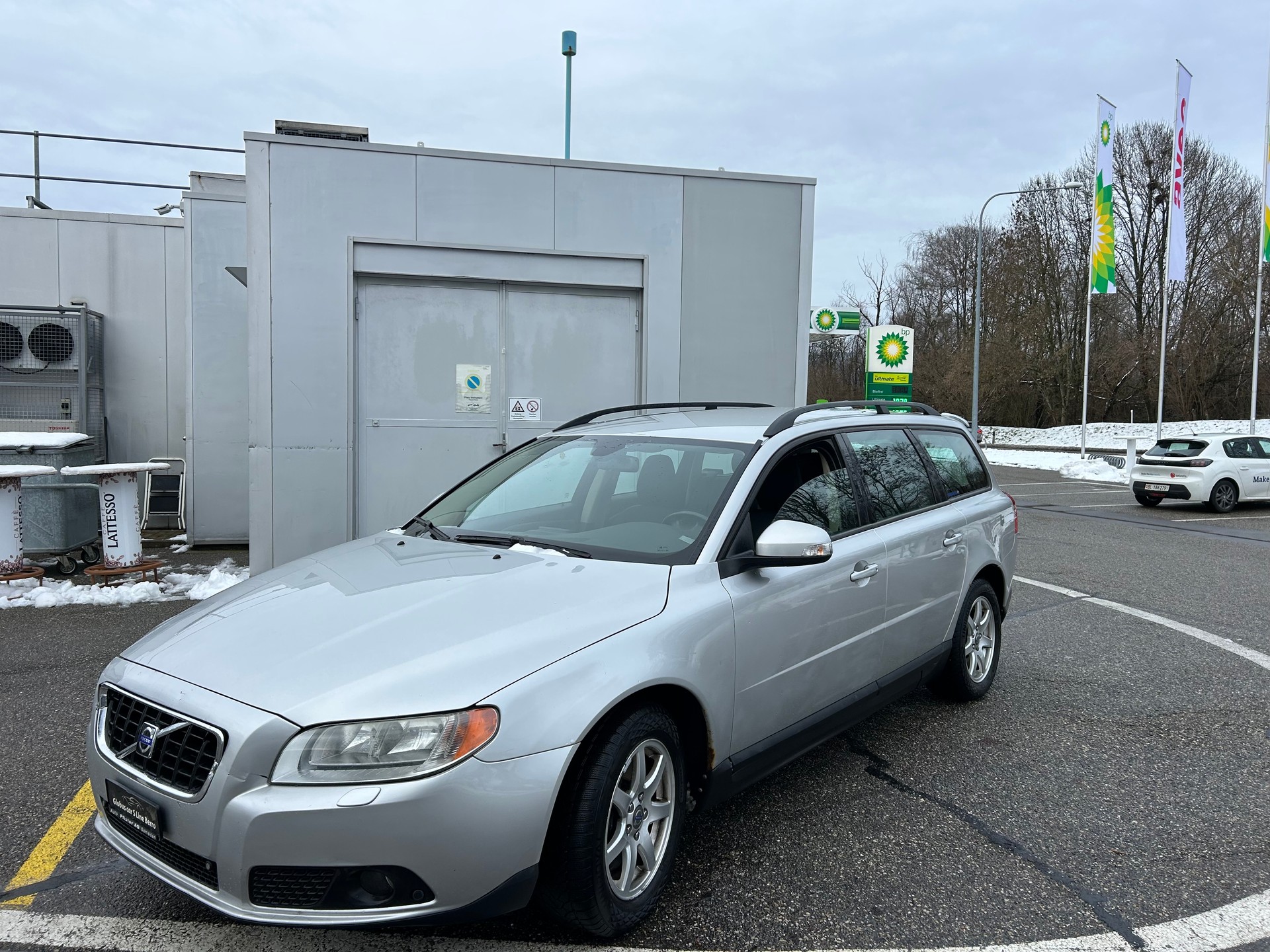 VOLVO V70 D5 AWD Momentum Geartronic-image-7