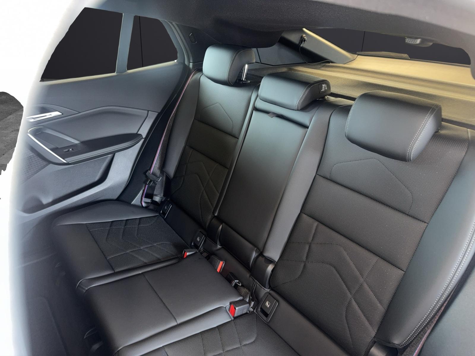 BMW X2 20d xDrive paddles-image-12