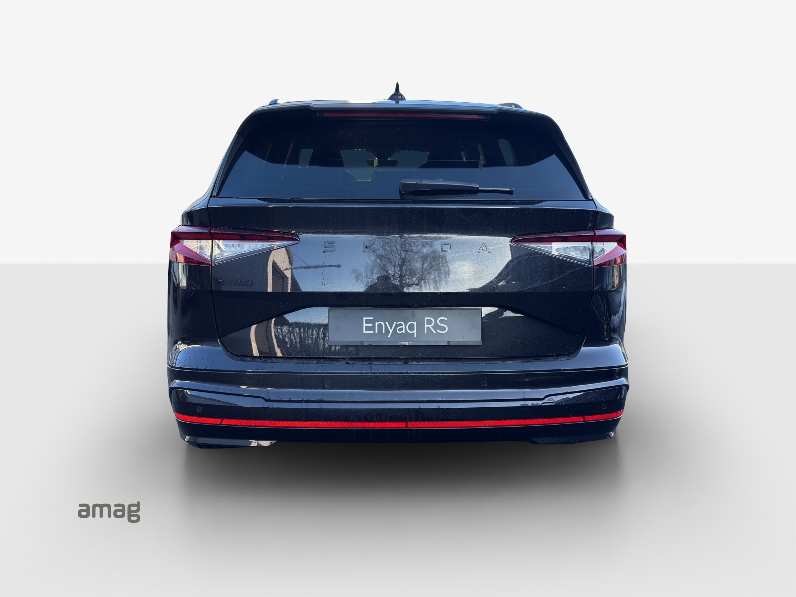 SKODA Enyaq 4x4 RS-image-3