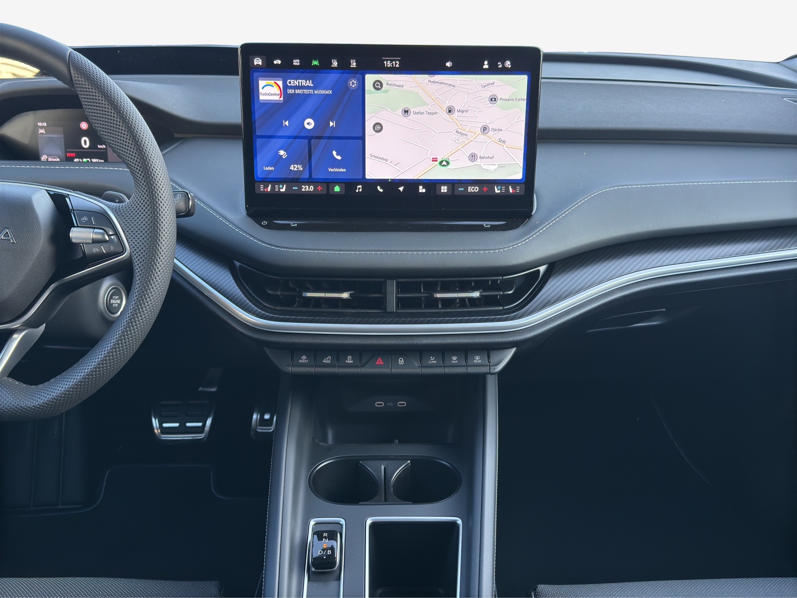 SKODA Enyaq 4x4 RS-image-10