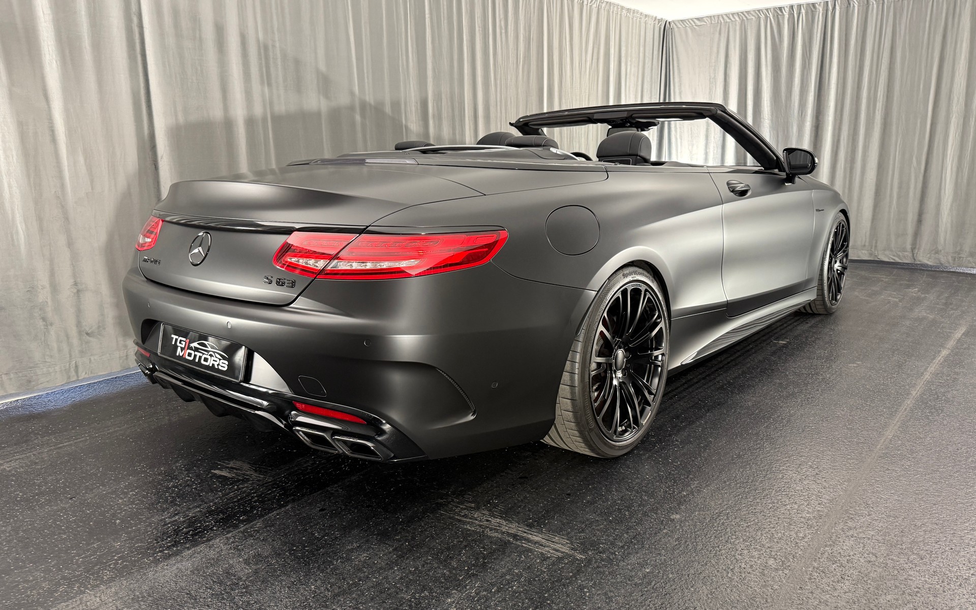 MERCEDES-BENZ S 63 AMG Cabriolet 4Matic Speedshift MCT-image-4