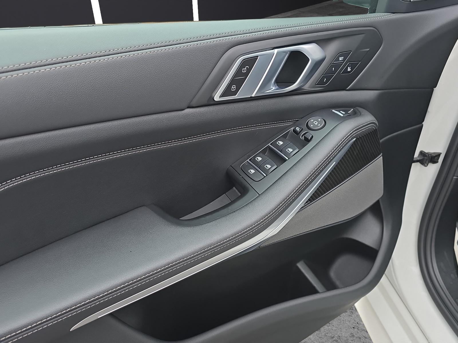 BMW X5 30d xDrive M Sport Pro-image-12