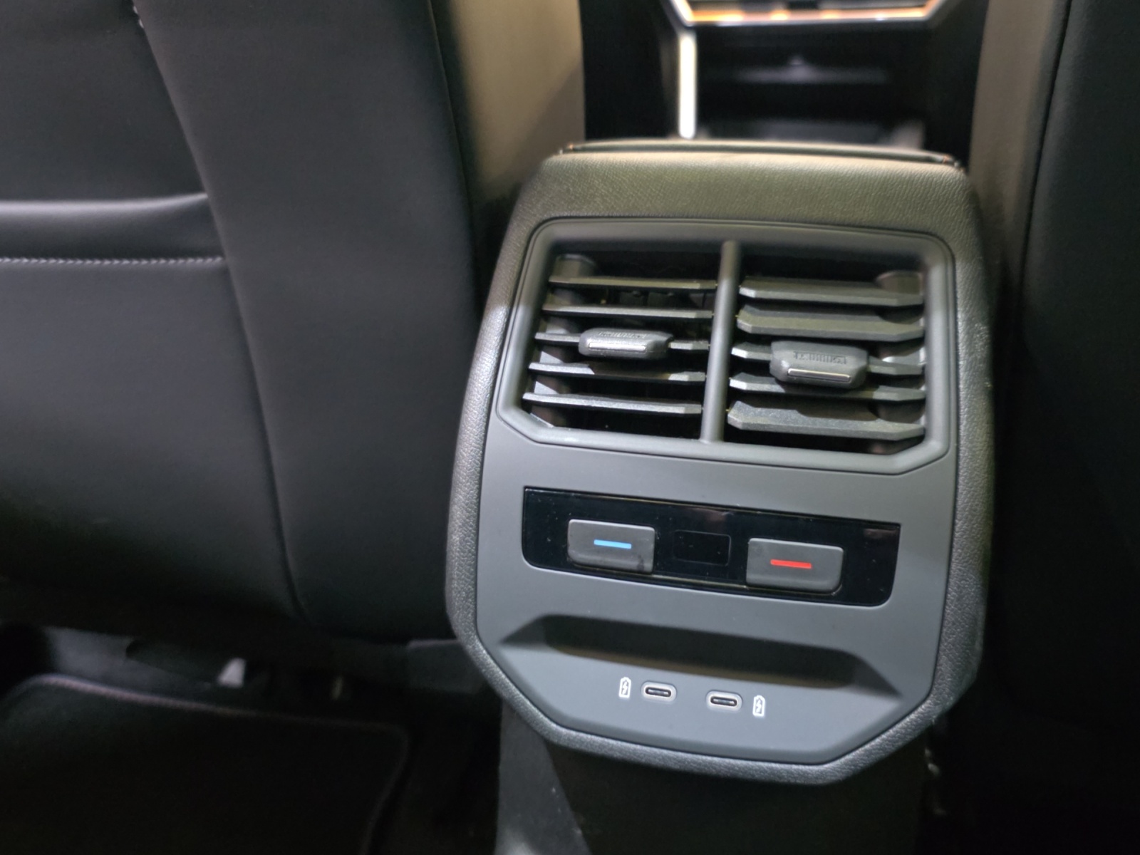 CUPRA Formentor 2.0 TSI VZ 4Drive DSG-image-6