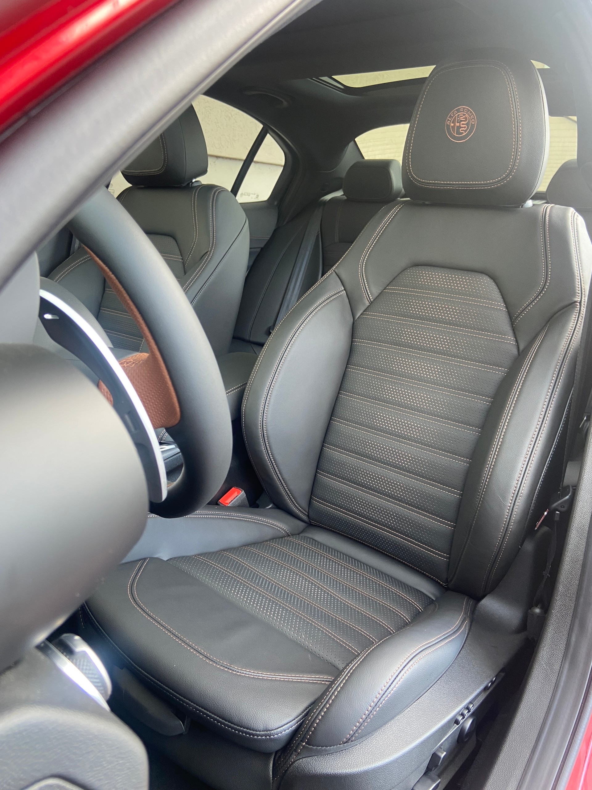 ALFA ROMEO Giulia 2.0 Intensa Sky Q4 AT8-image-7