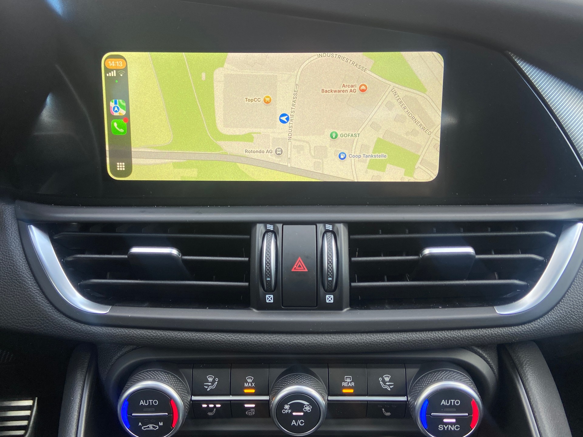 ALFA ROMEO Giulia 2.0 Intensa Sky Q4 AT8-image-12