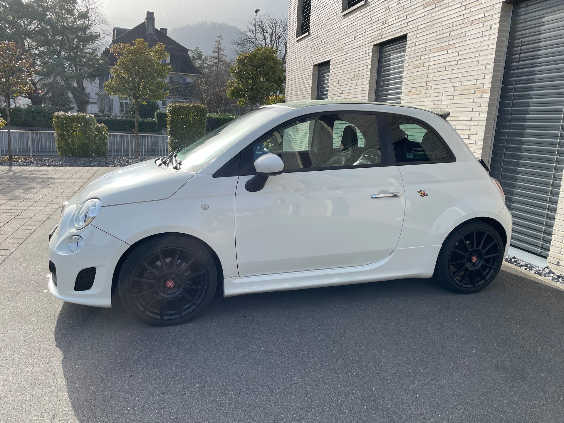 FIAT 500 1.4 16V Turbo Abarth SS-image-2
