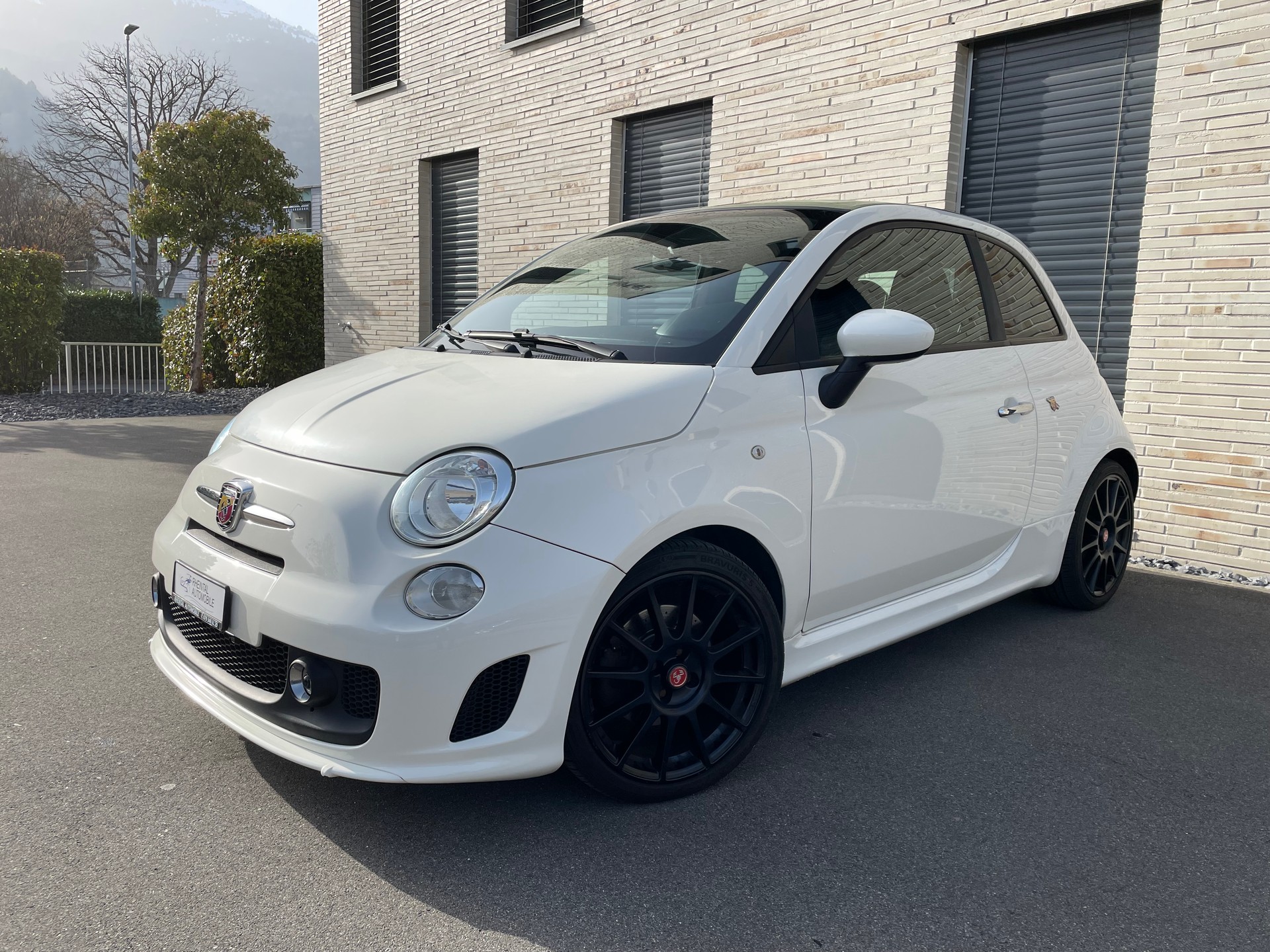 FIAT 500 1.4 16V Turbo Abarth SS-image-1