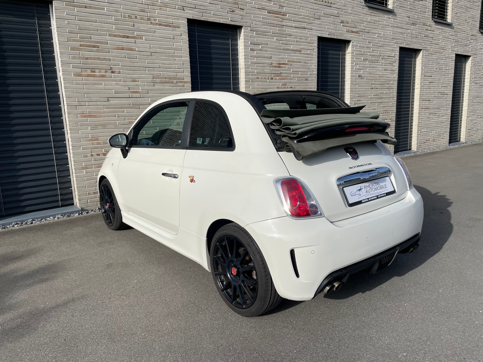 FIAT 500 1.4 16V Turbo Abarth SS-image-9