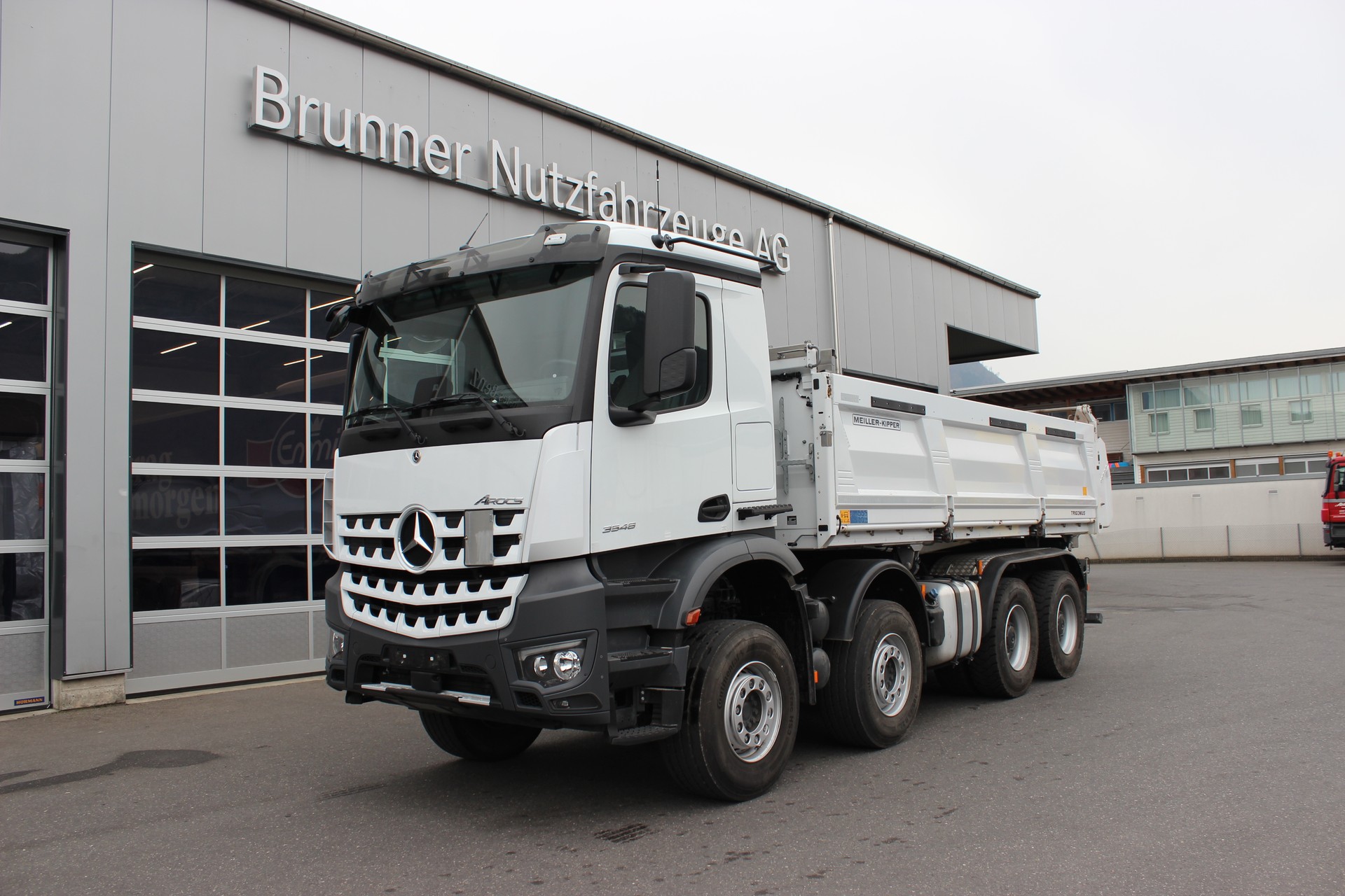 MERCEDES-BENZ Arocs 3548
