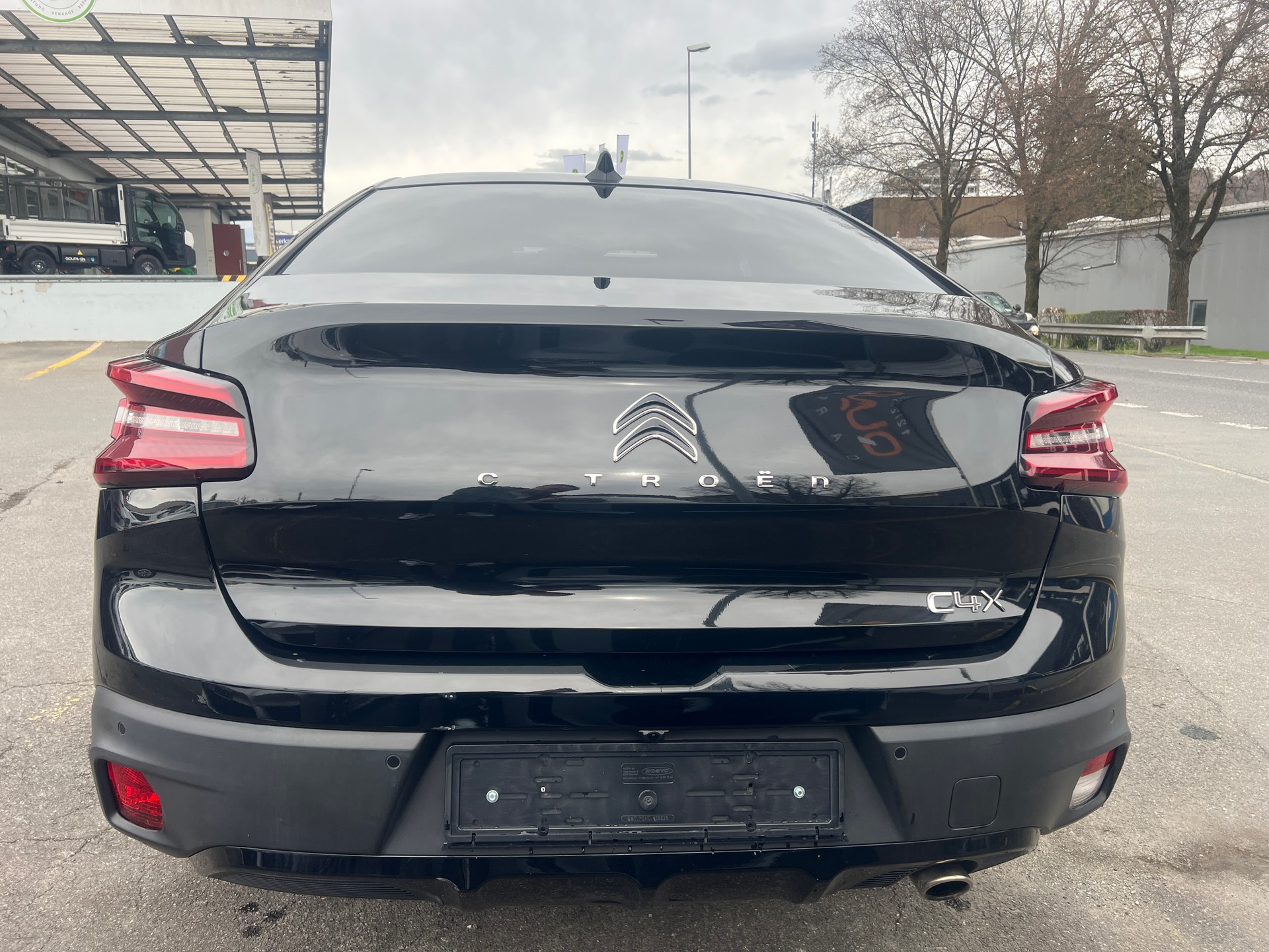 CITROEN C4 X 1.5 BlueHDi Max-image-5