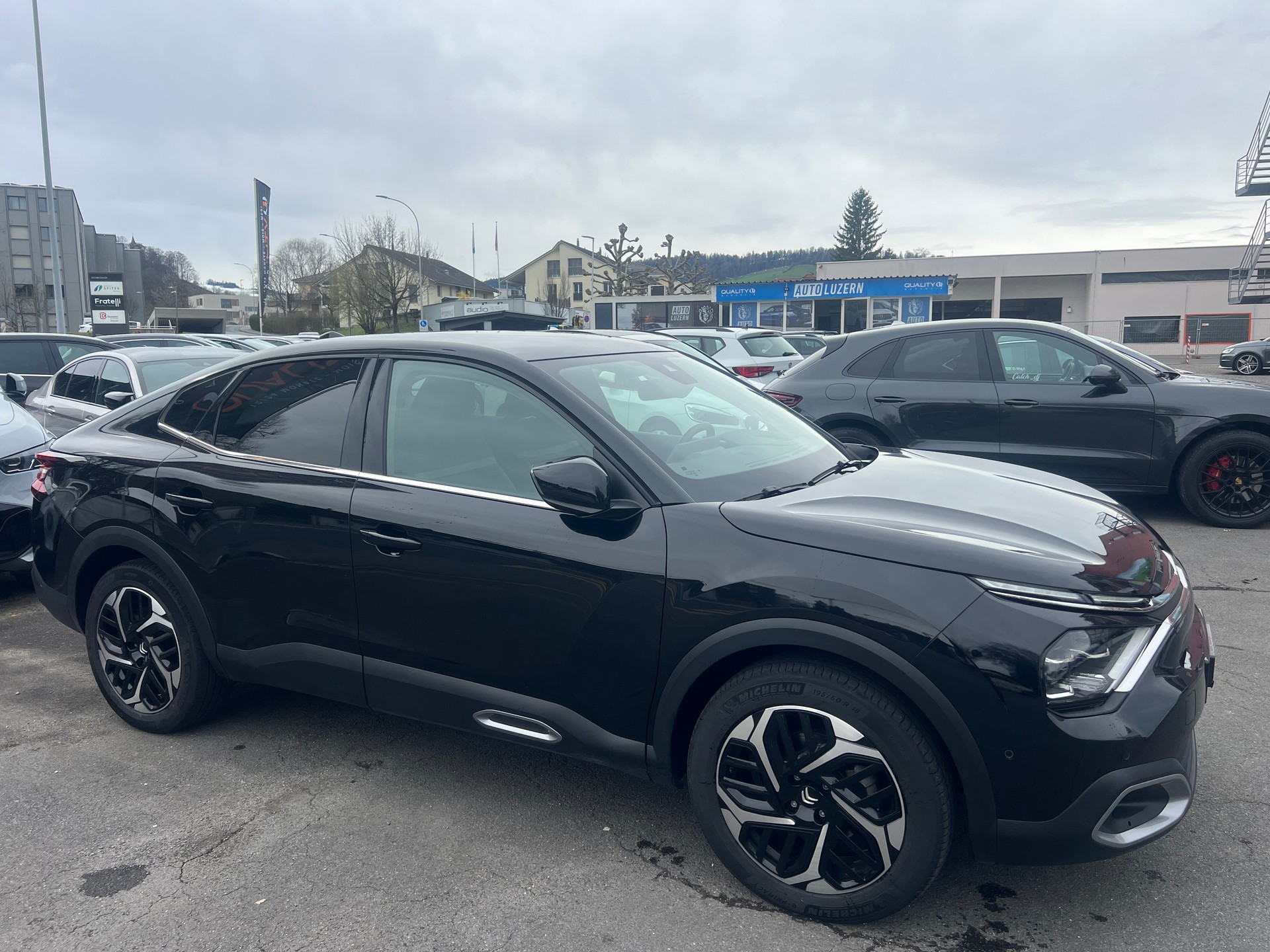 CITROEN C4 X 1.5 BlueHDi Max-image-4