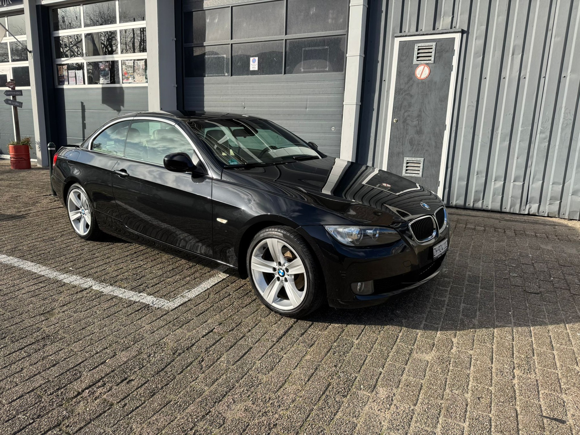 BMW 320-image-9