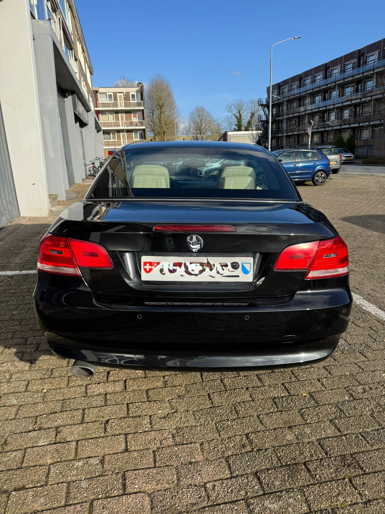 BMW 320-image-12