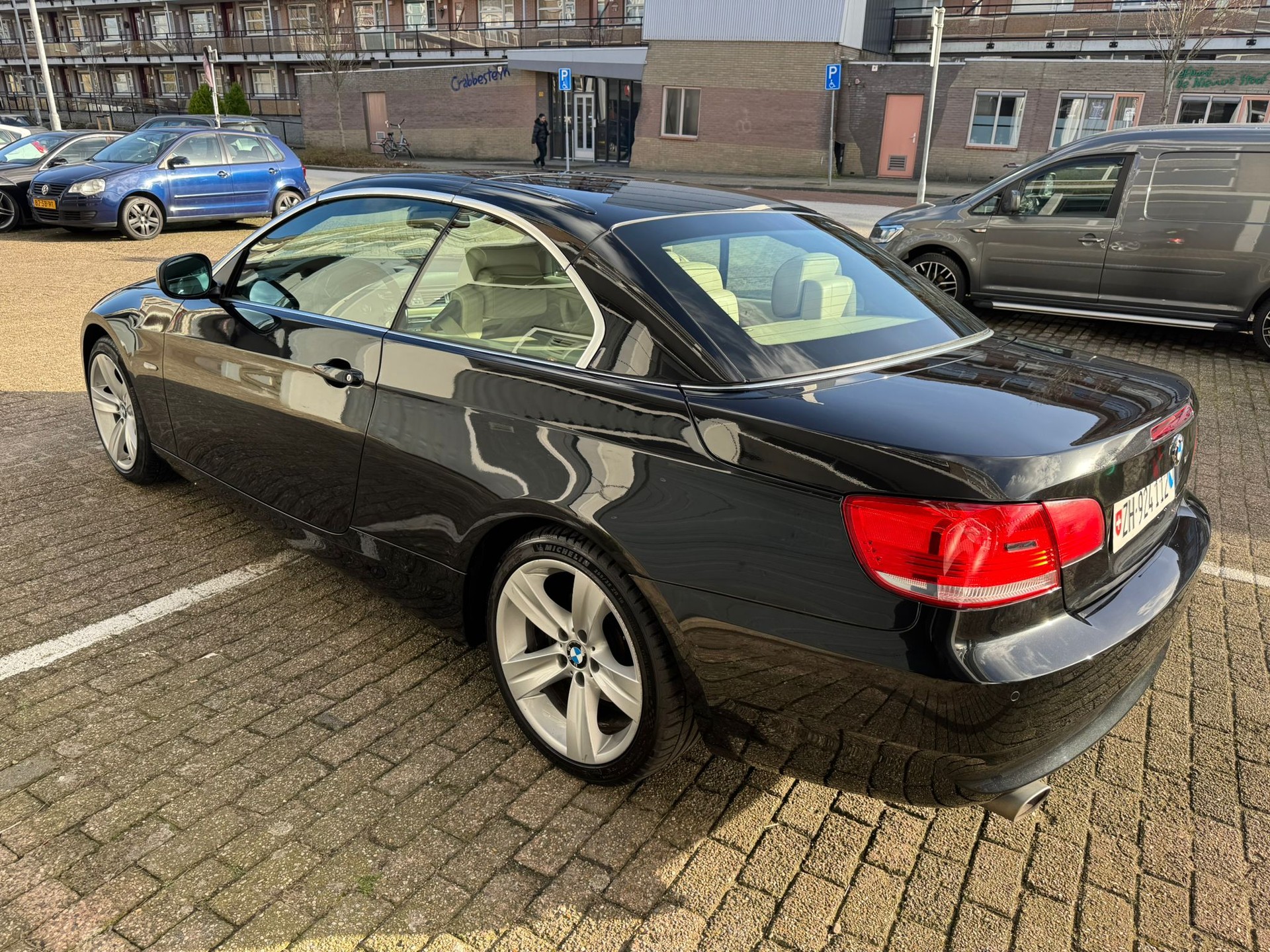 BMW 320-image-10