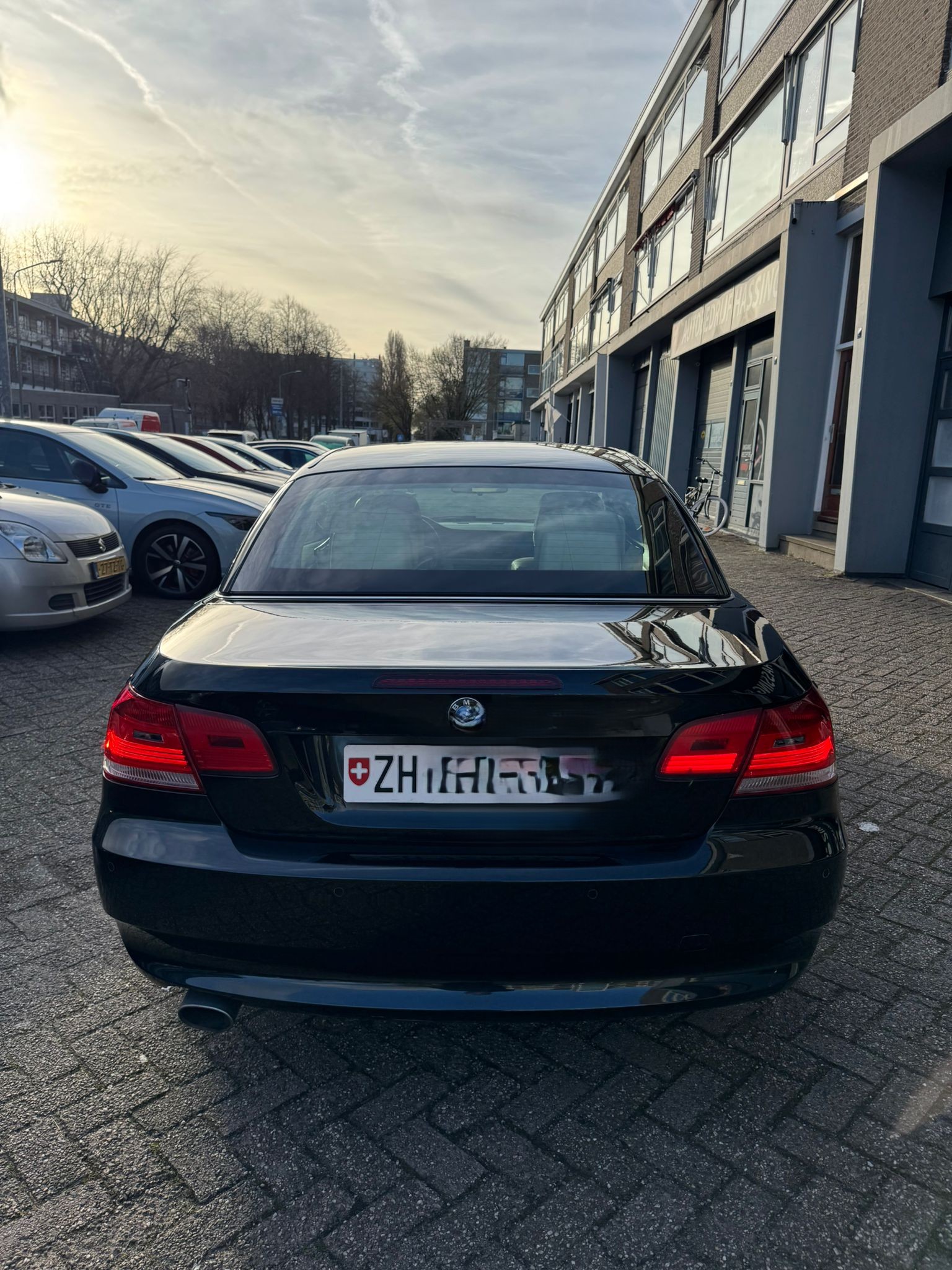 BMW 320-image-14