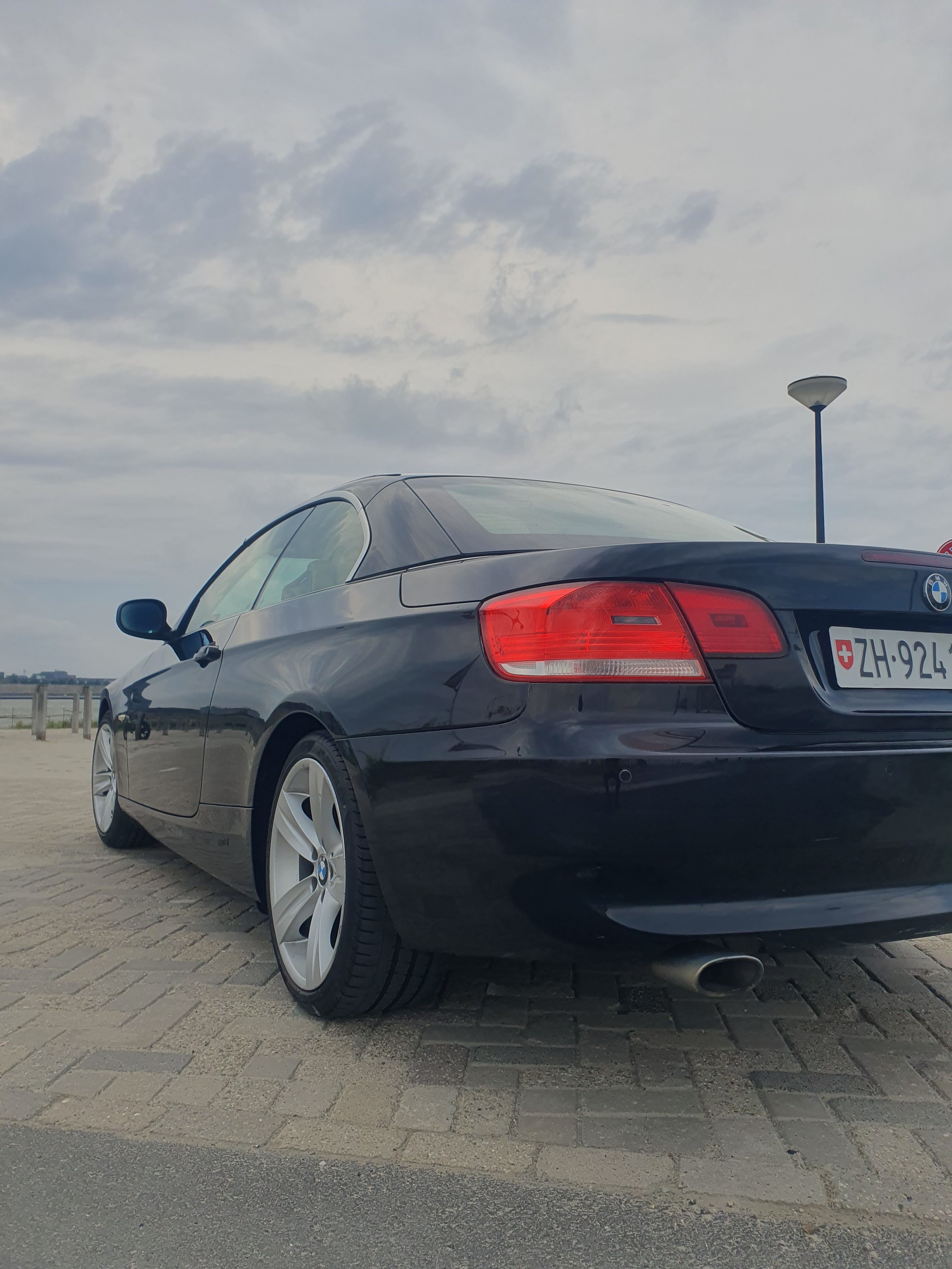 BMW 320-image-2