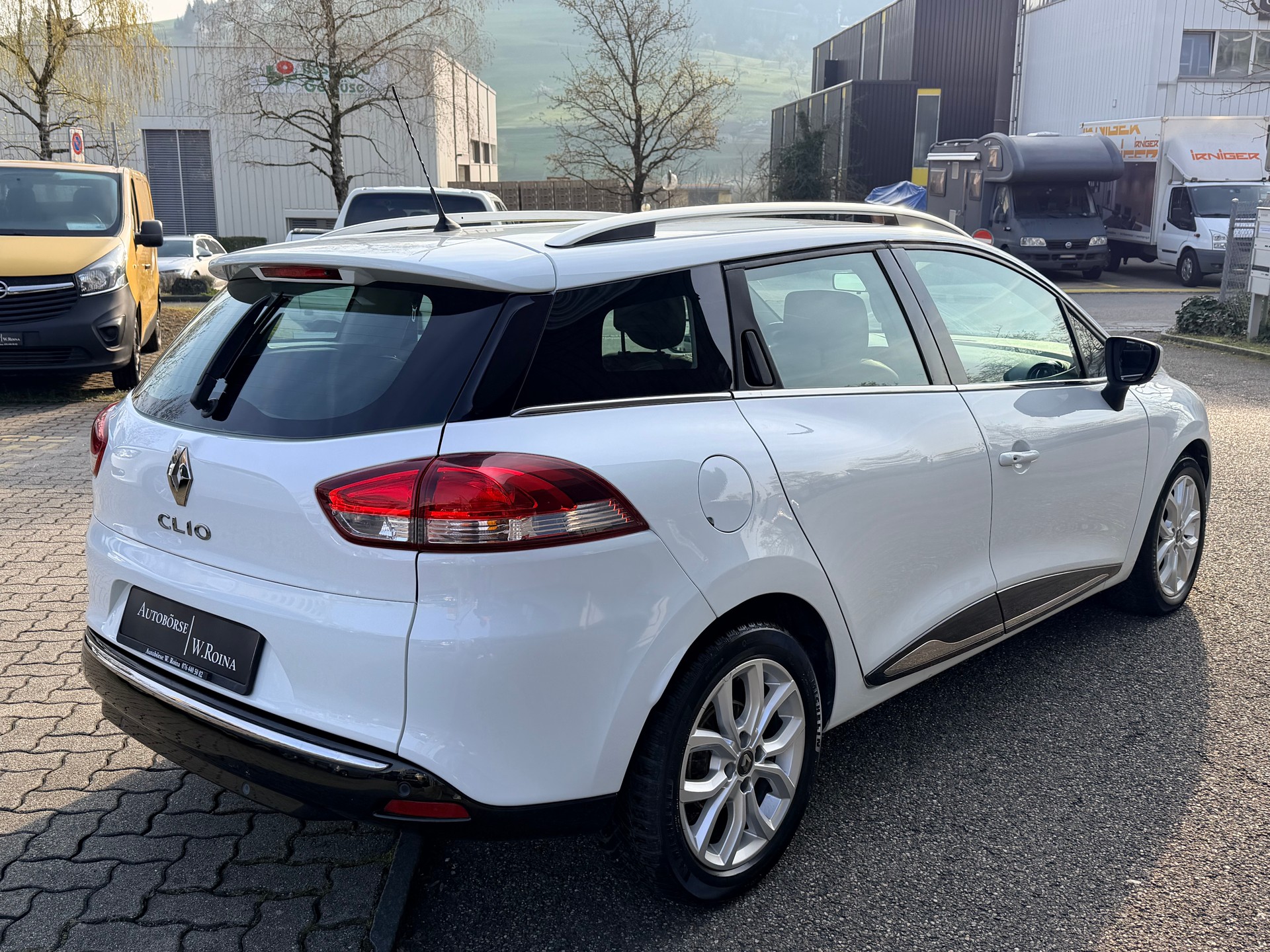 RENAULT Clio Grandtour 1.5 dCi Intens EDC-image-2