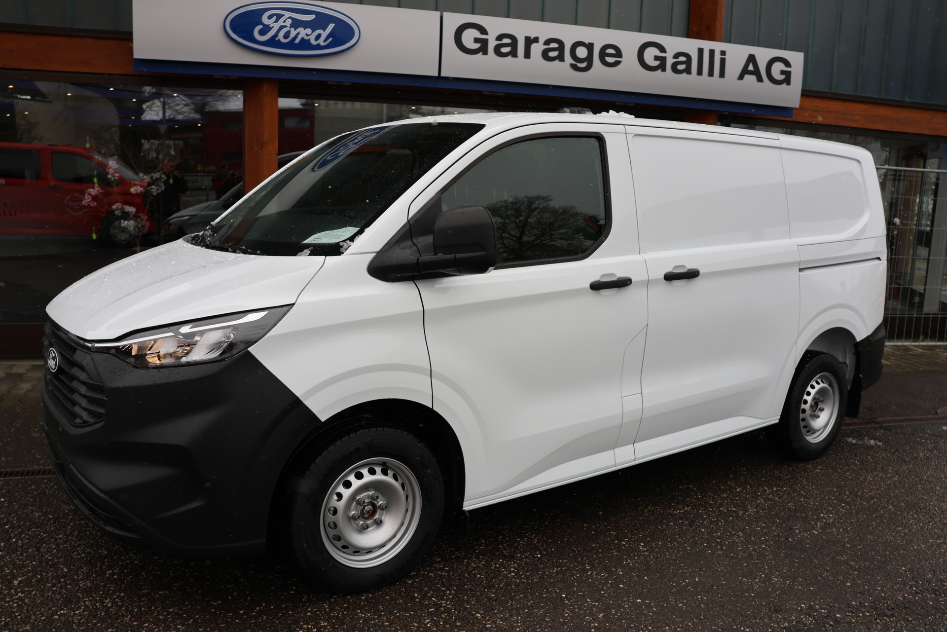 FORD Transit Custom Van 320 L1H1 Basis-image-0