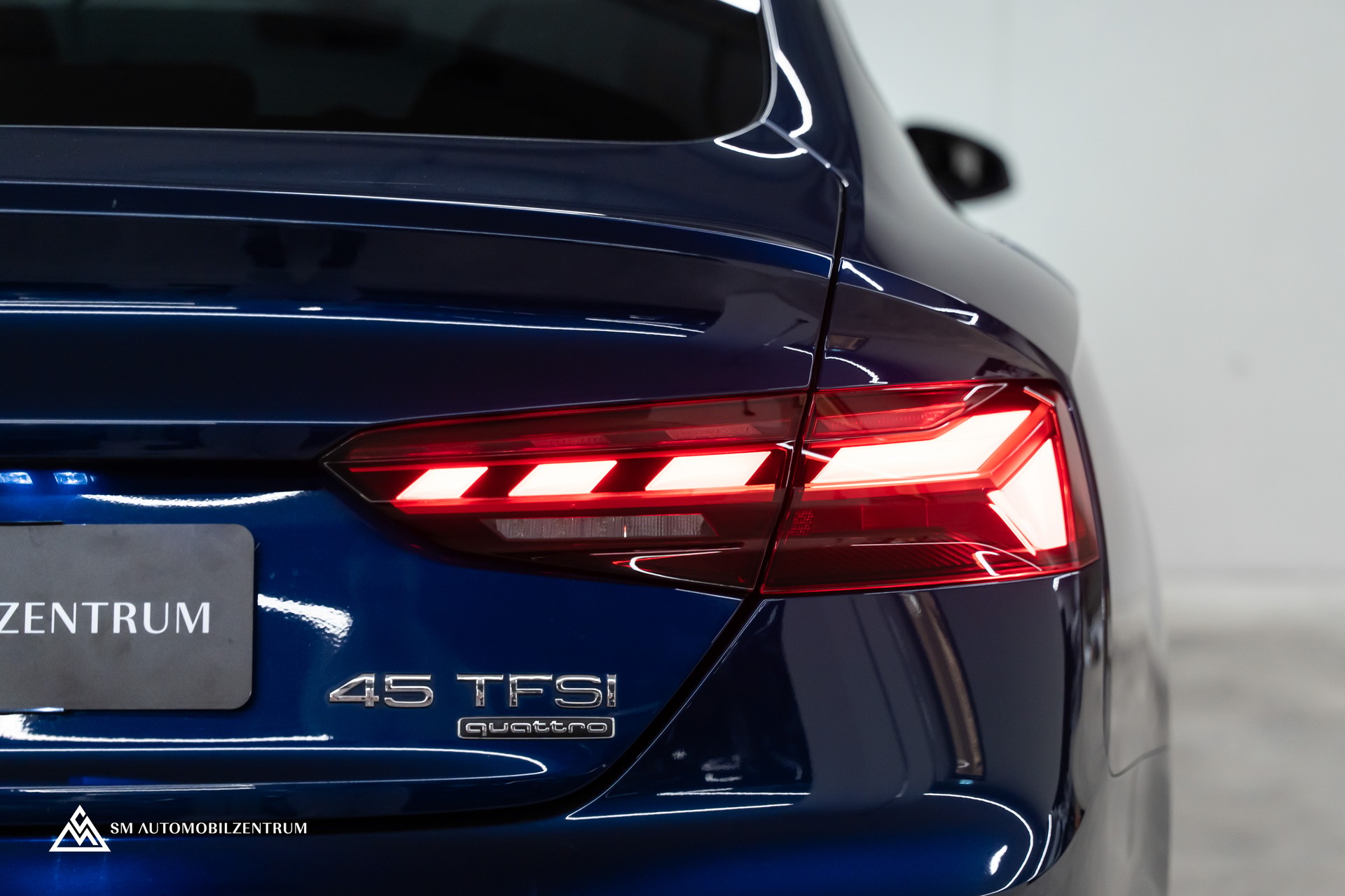 AUDI A5 Sportback 2.0 45 TFSI S Line quattro S-Tronic / Matrix-LED / Memorysitze / Rückfahrkamera-image-12