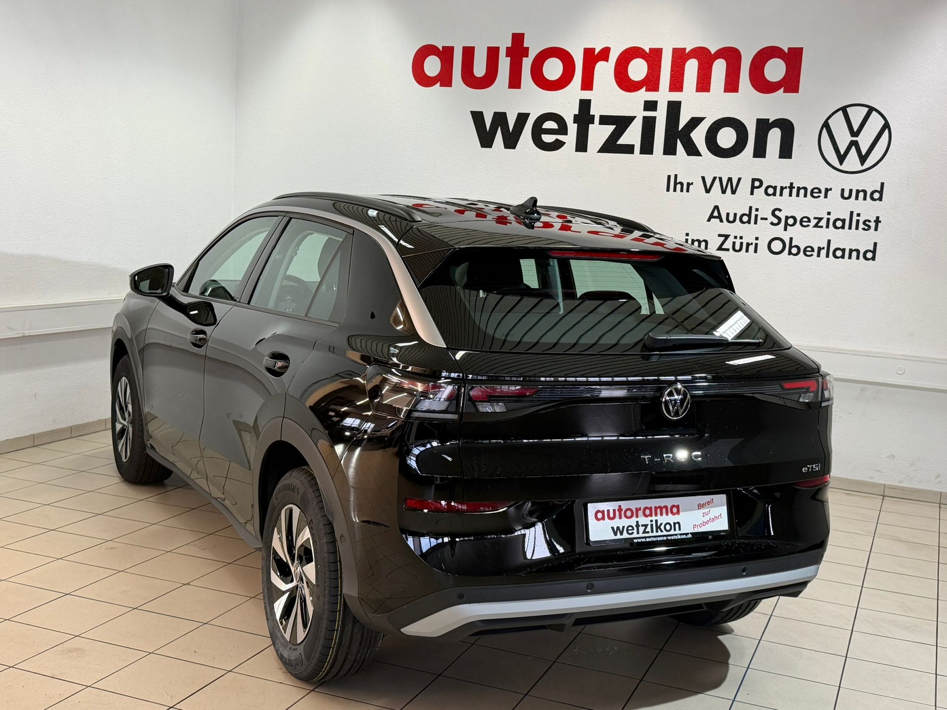 VW T-Roc 1.5 eTSI mHEV Trend DSG-image-3