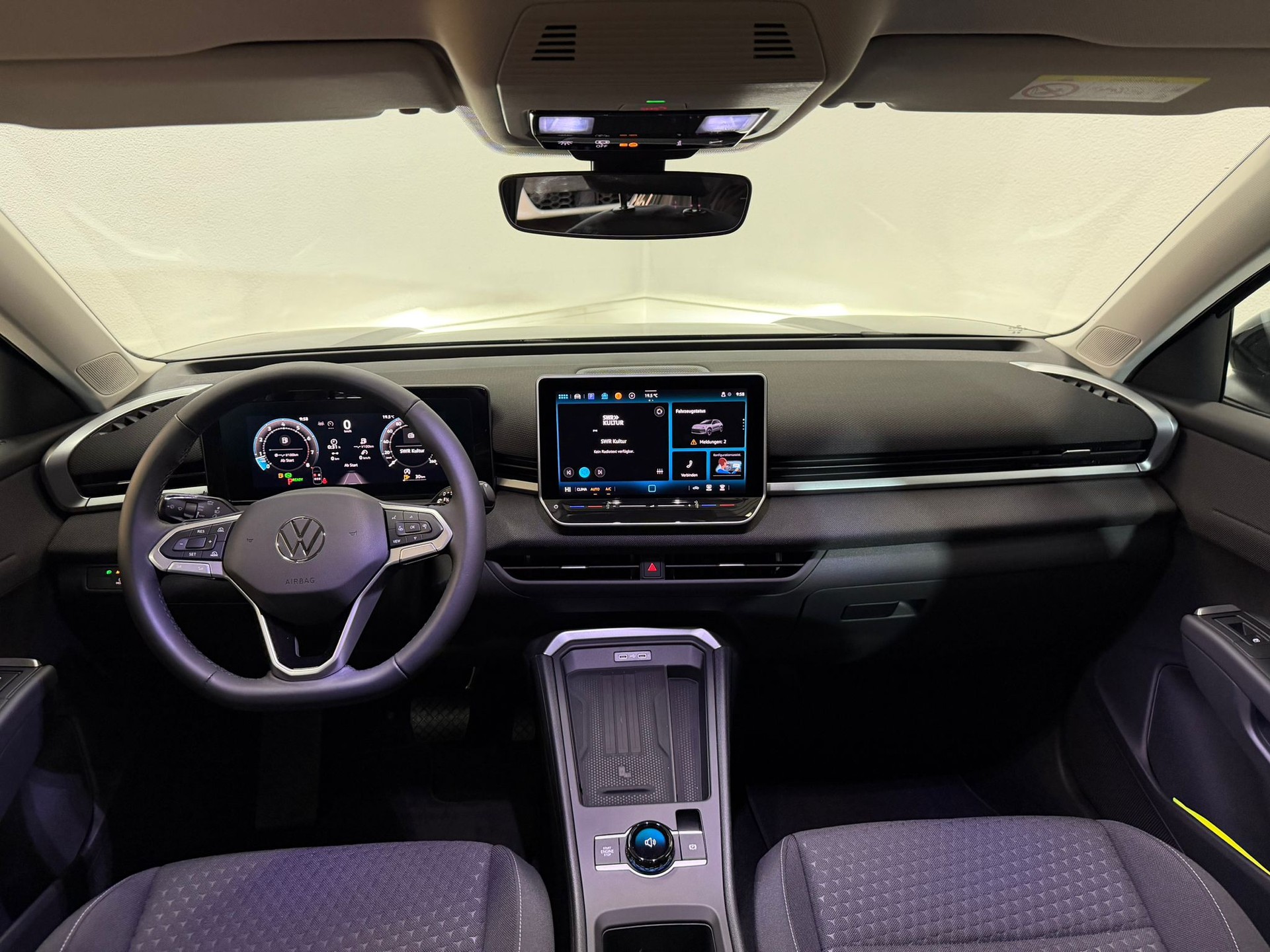 VW T-Roc 1.5 eTSI mHEV Trend DSG-image-7