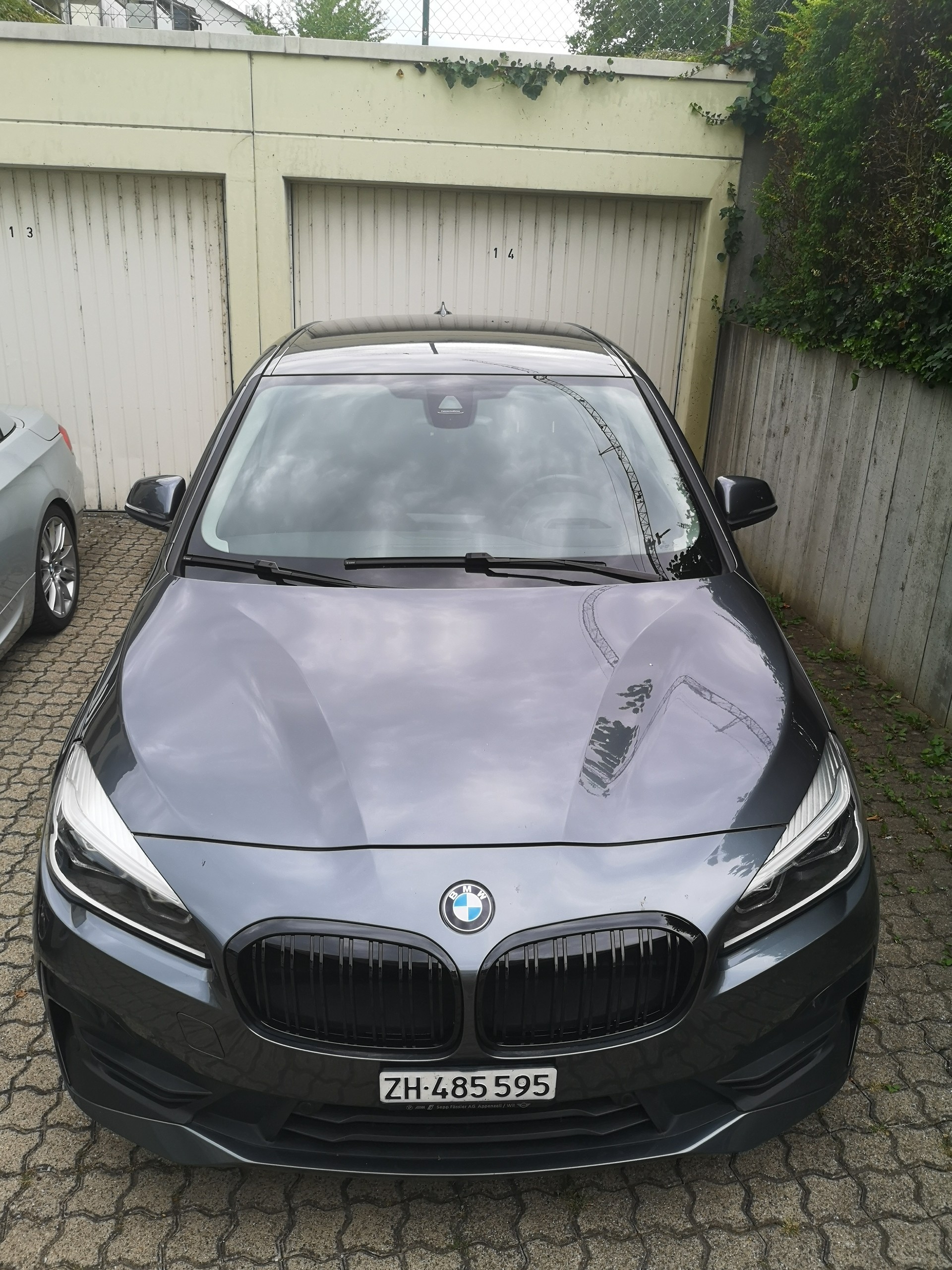 BMW 218i-image-0