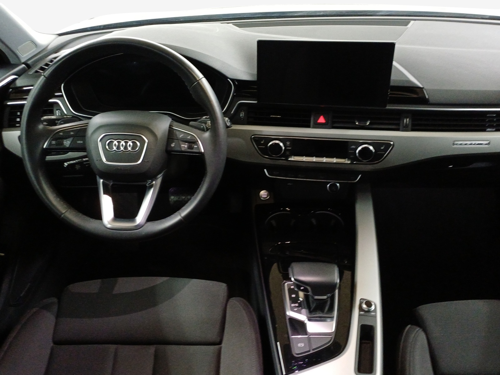 AUDI A4 Avant 40 TDI advanced quattro S-tronic-image-8