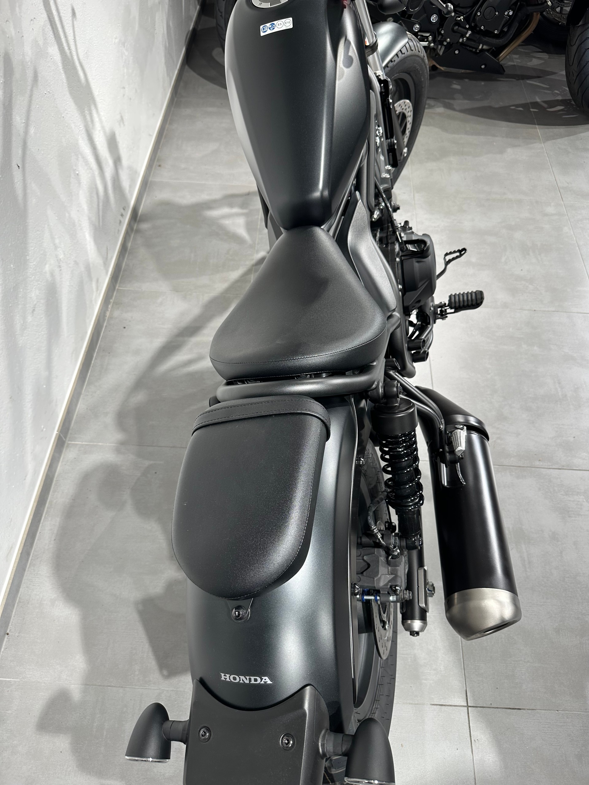 HONDA CMX500 Rebel-showroom-element-2
