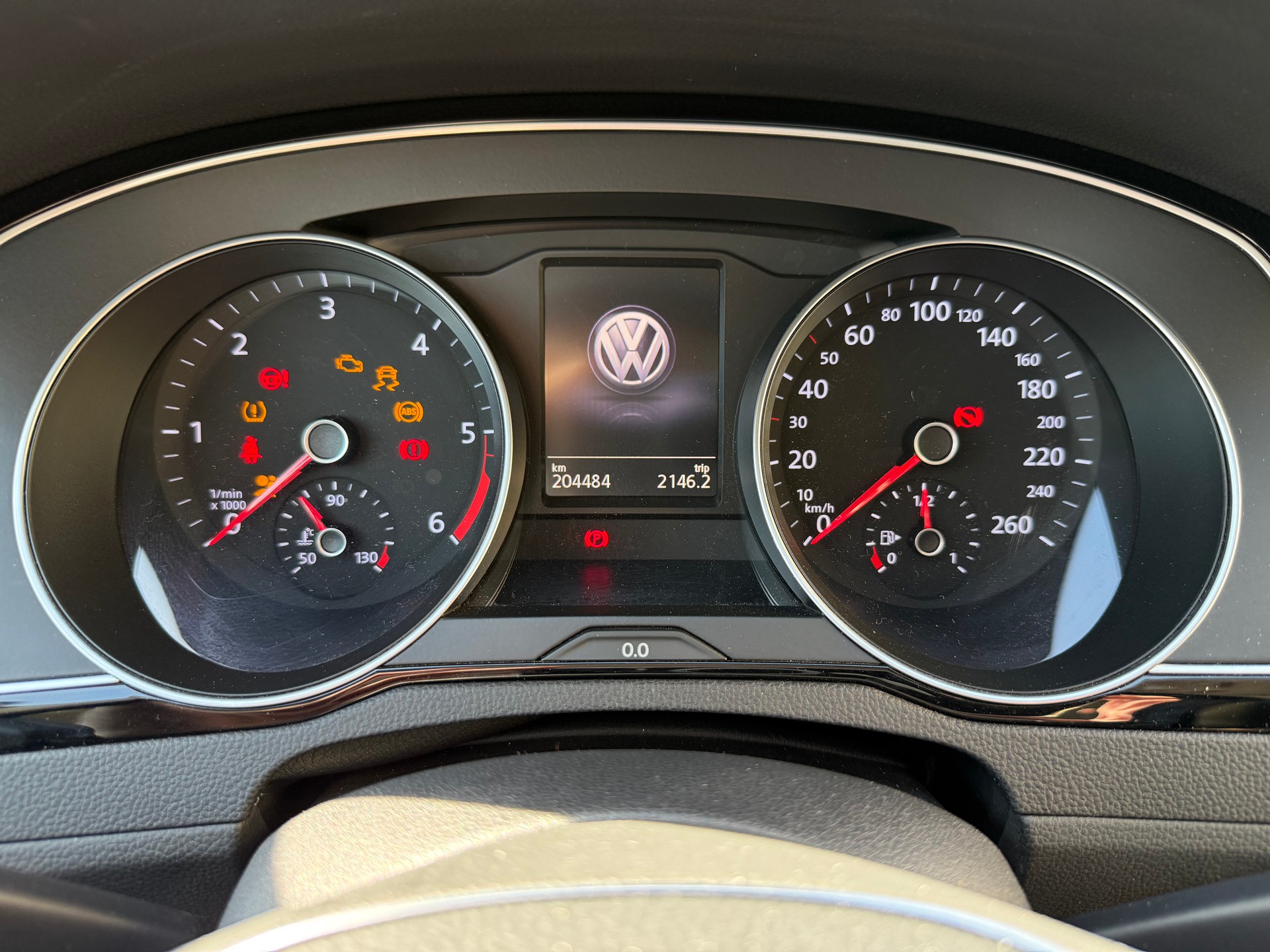 VW Passat Variant 2.0 TDI BMT Highline DSG 4Motion-image-14