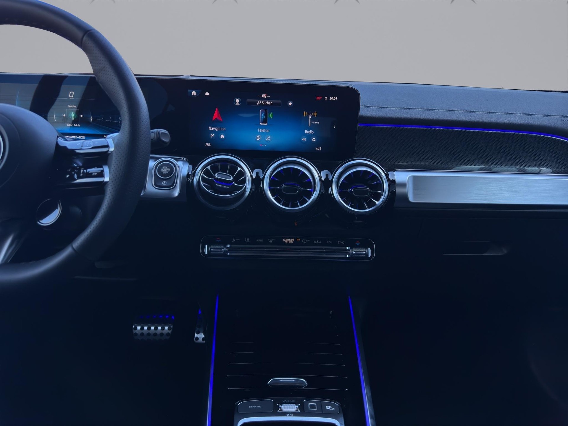 MERCEDES-BENZ GLB 35 AMG 4matic-image-16