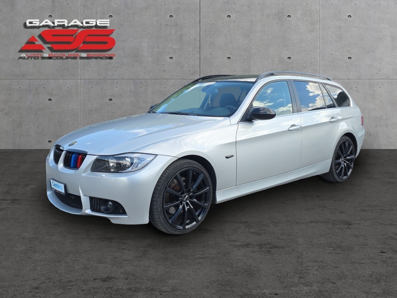 BMW 330xd Touring-image-0