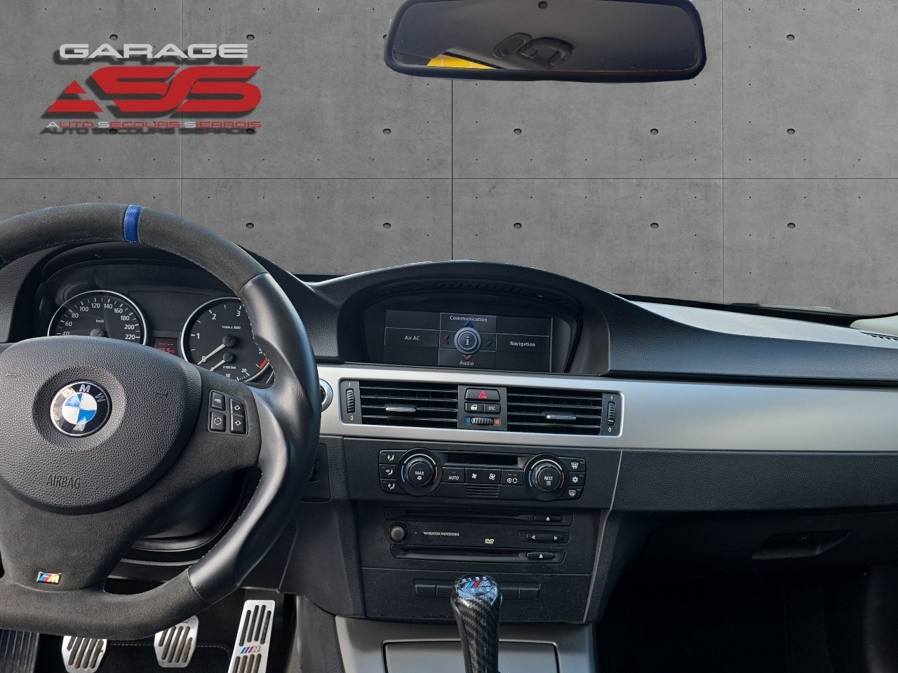 BMW 330xd Touring-image-2