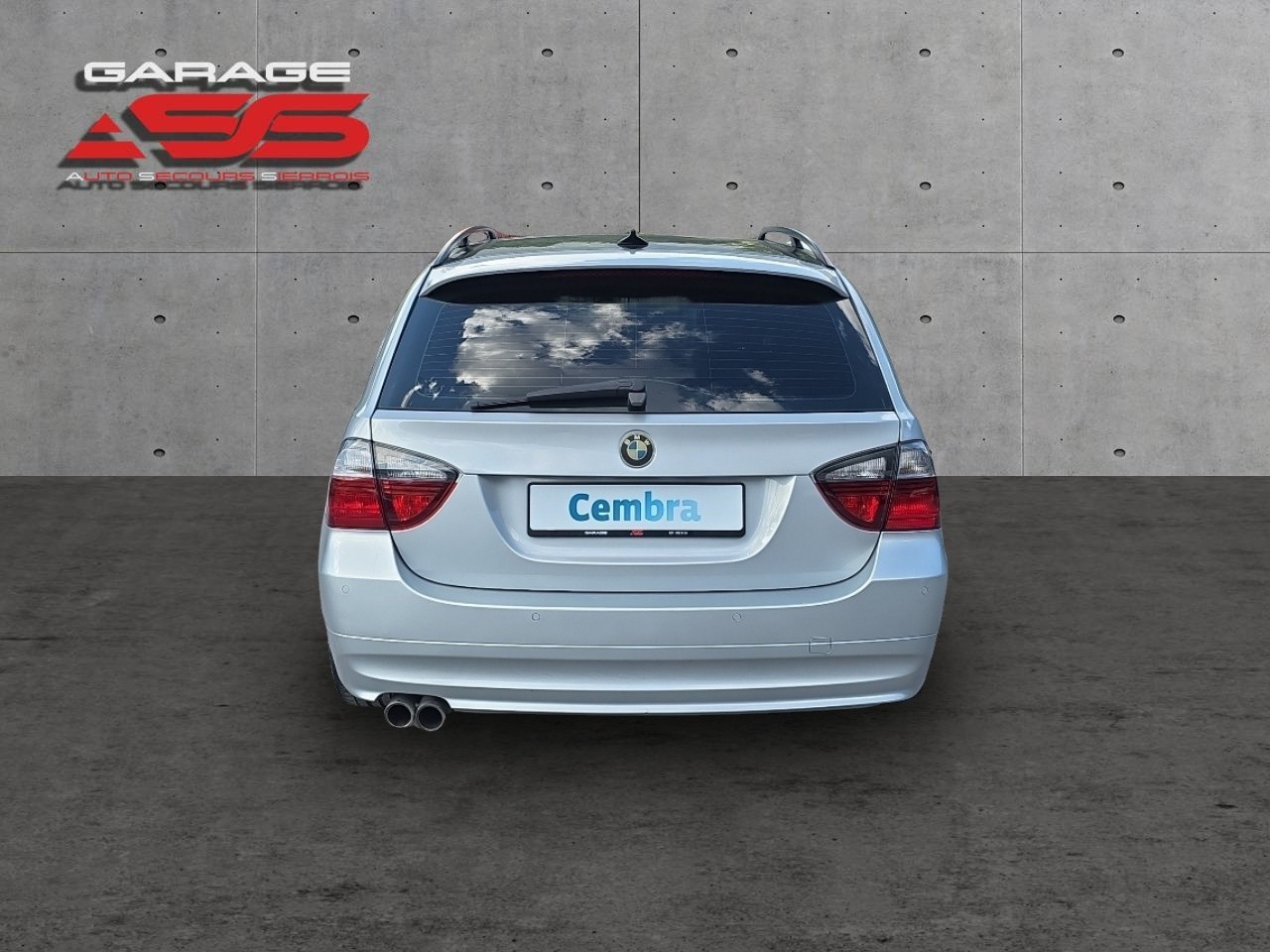 BMW 330xd Touring-image-7