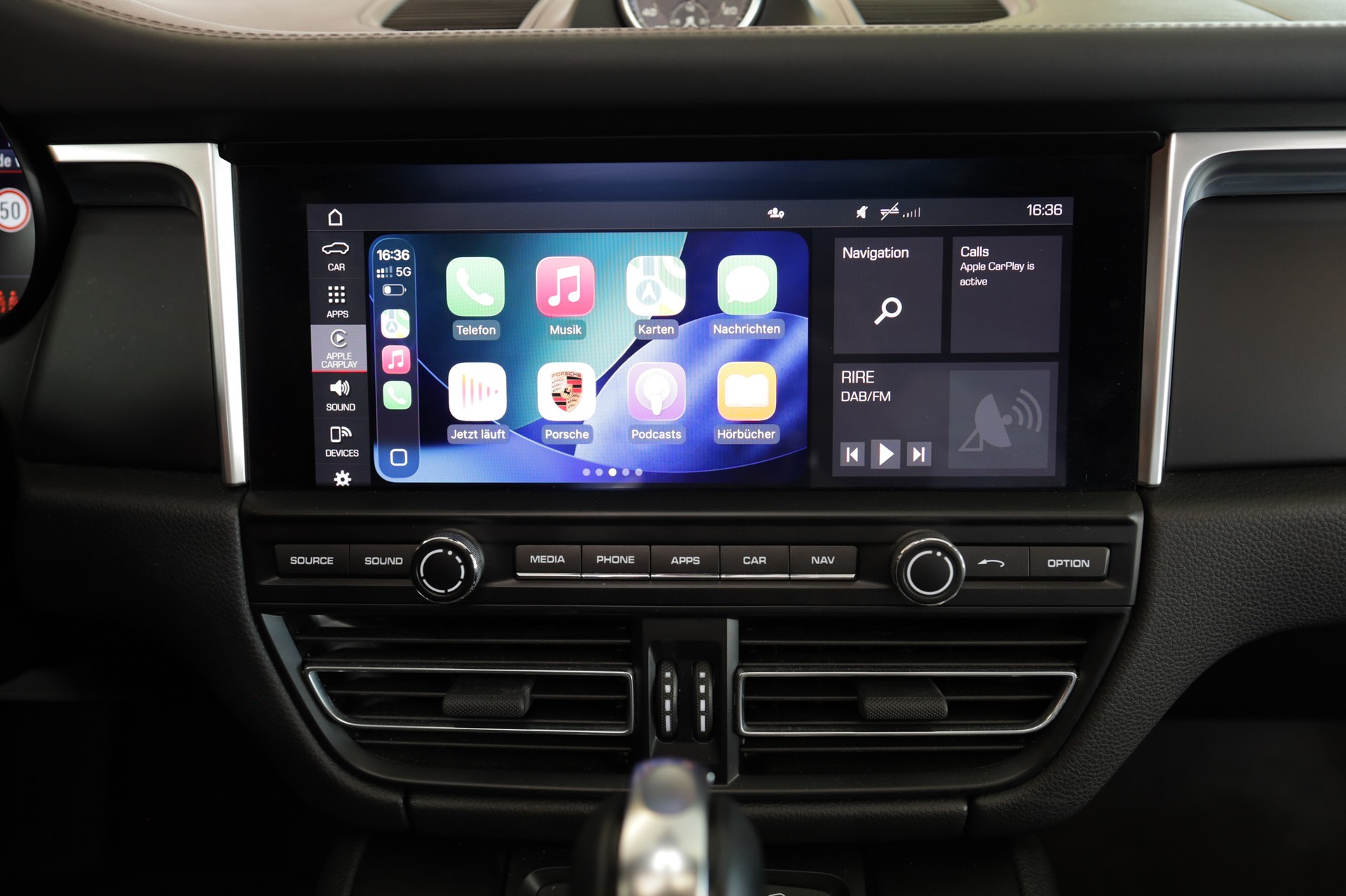 PORSCHE Macan PDK-image-17
