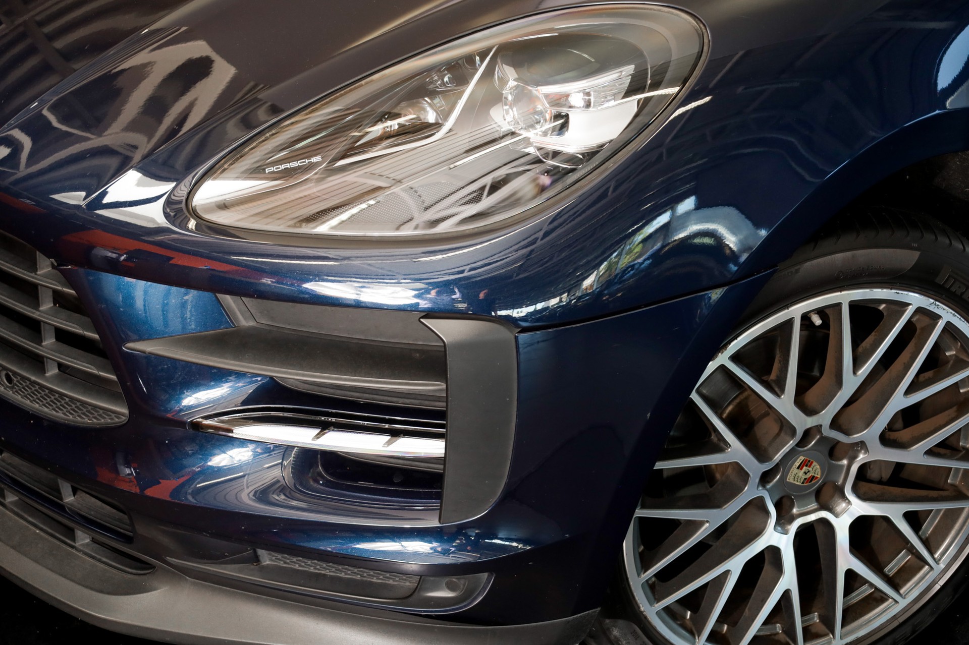 PORSCHE Macan PDK-image-12