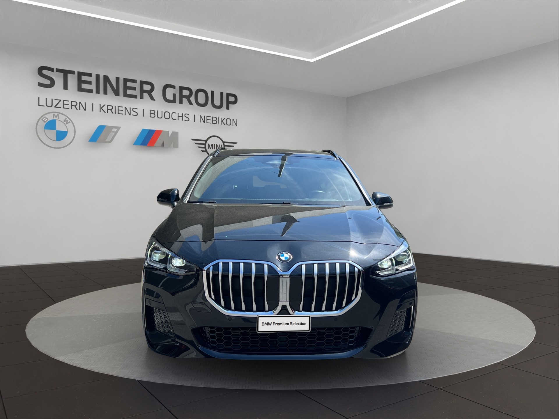 BMW 223i Active Tourer xDrive M Sport DKG-image-1