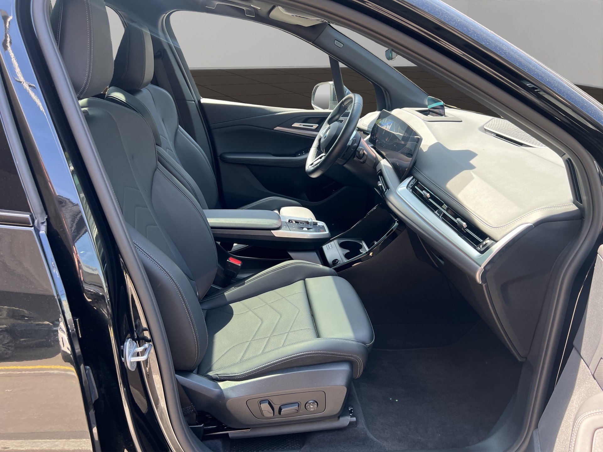 BMW 223i Active Tourer xDrive M Sport DKG-image-20