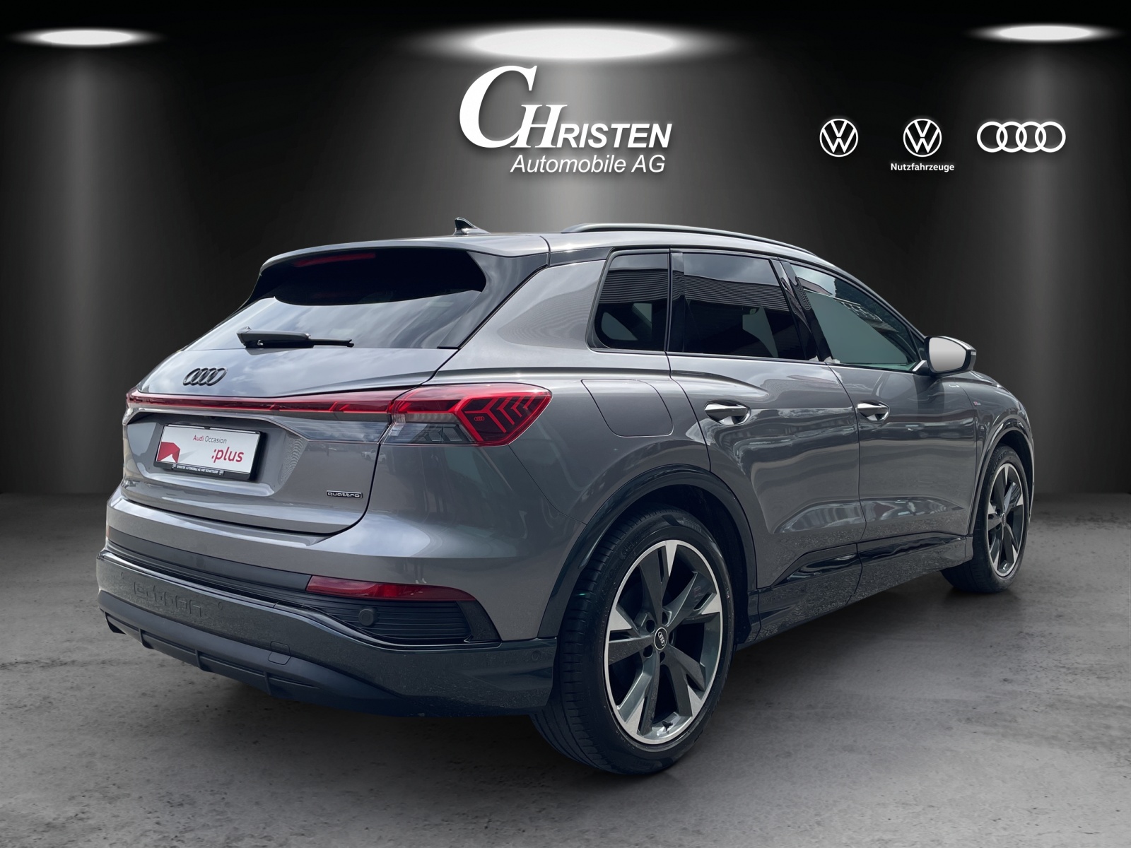 AUDI Q4 e-tron 45 quattro-image-5