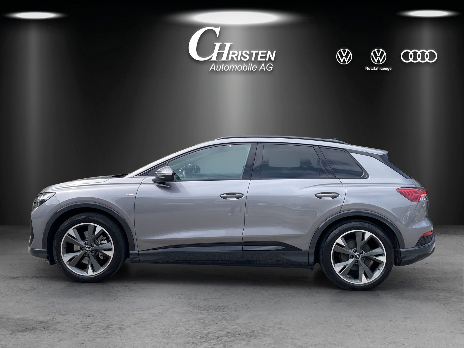 AUDI Q4 e-tron 45 quattro-image-1