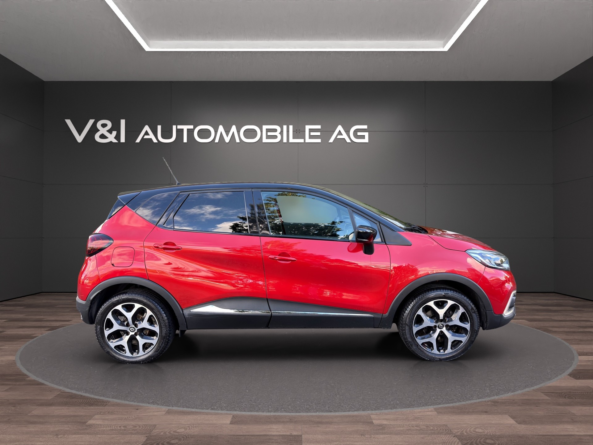 RENAULT Captur 1.2 T 16V Intens-image-6
