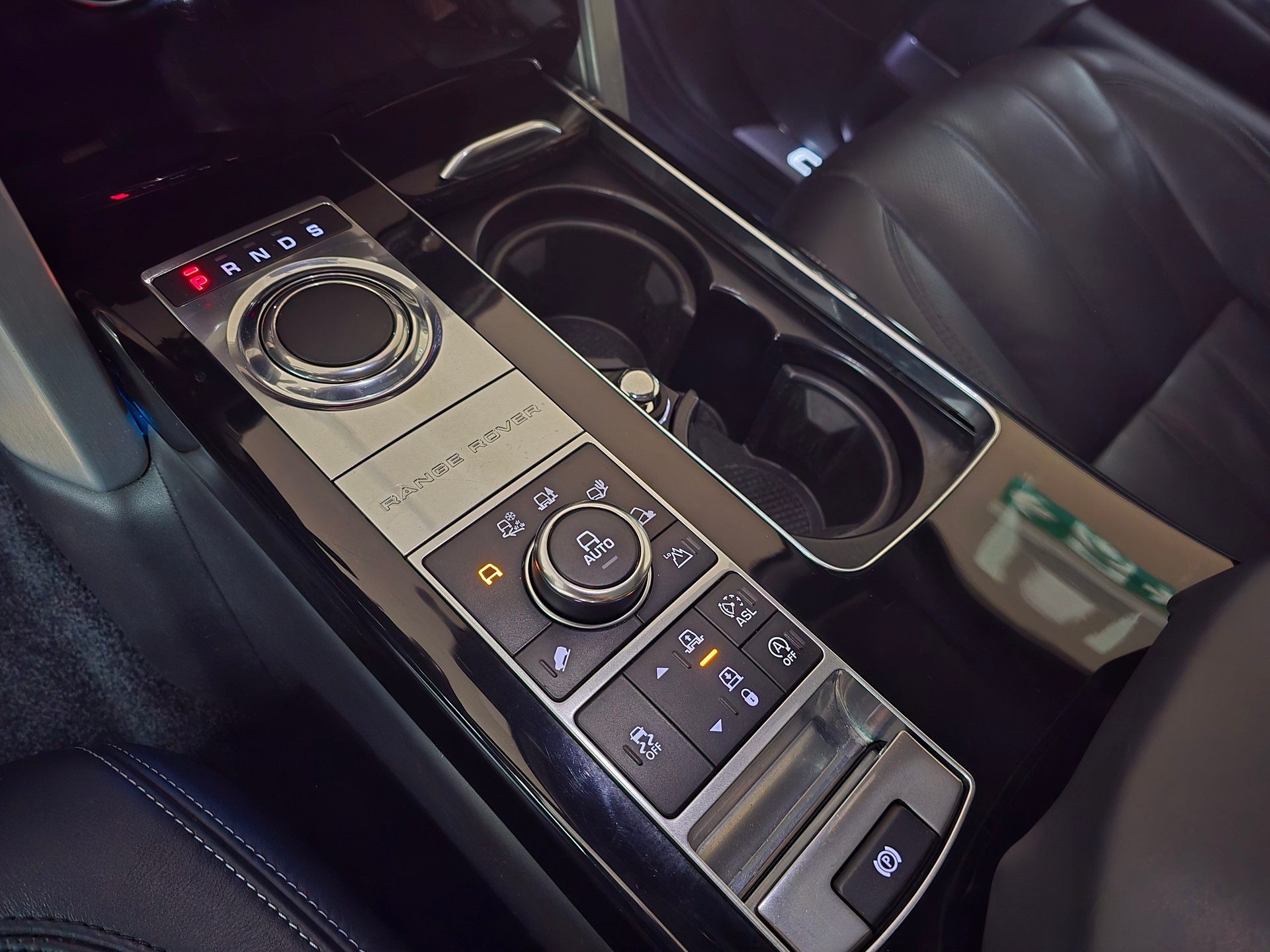 LAND ROVER Range Rover 5.0 V8 SC Autobiography Automatic-image-17